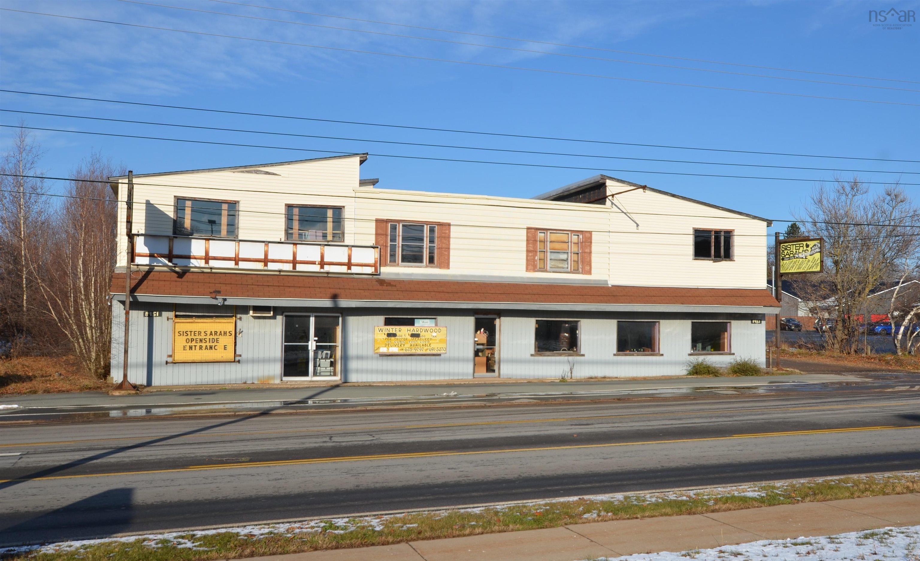 $579,000.00: 8951 Commercial Street, New Minas