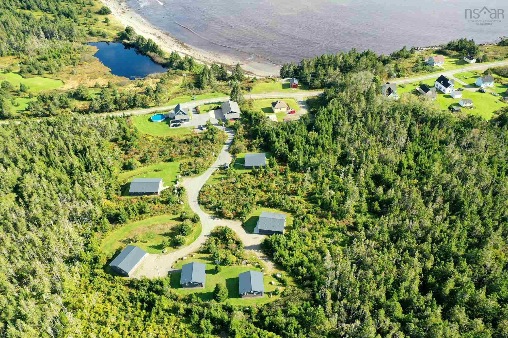$1,390,000.00: 150 New Harbour Road, New Harbour
