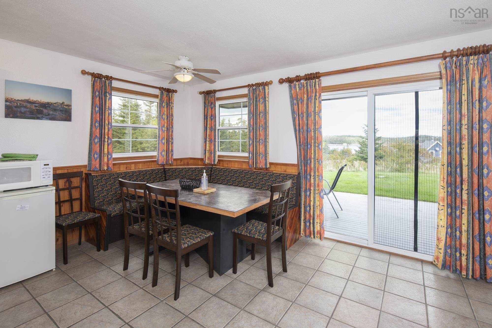 $1,390,000.00: 150 New Harbour Road, New Harbour