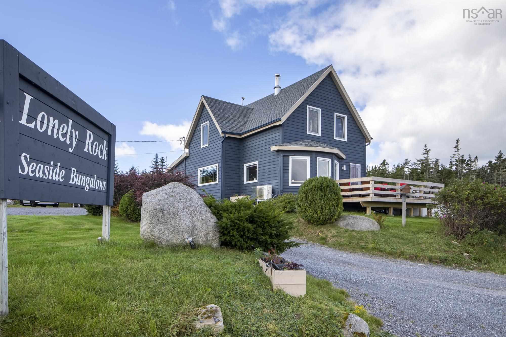 $1,390,000.00: 150 New Harbour Road, New Harbour