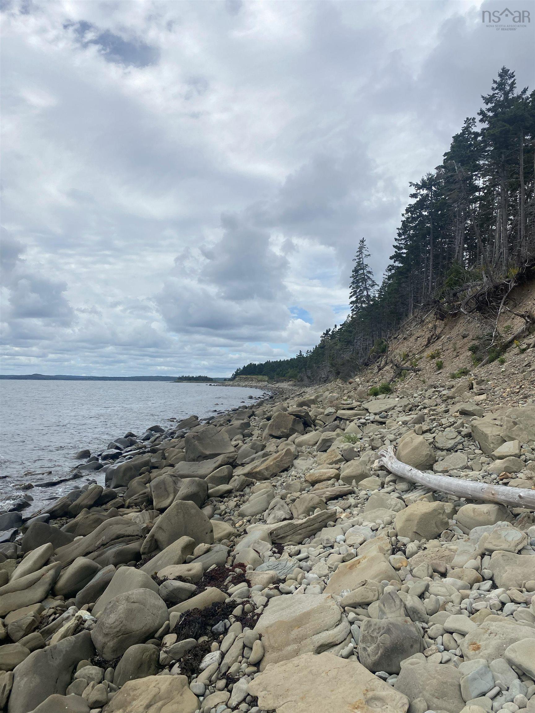 $249,000.00: 0 No. 255 Highway, Round Island