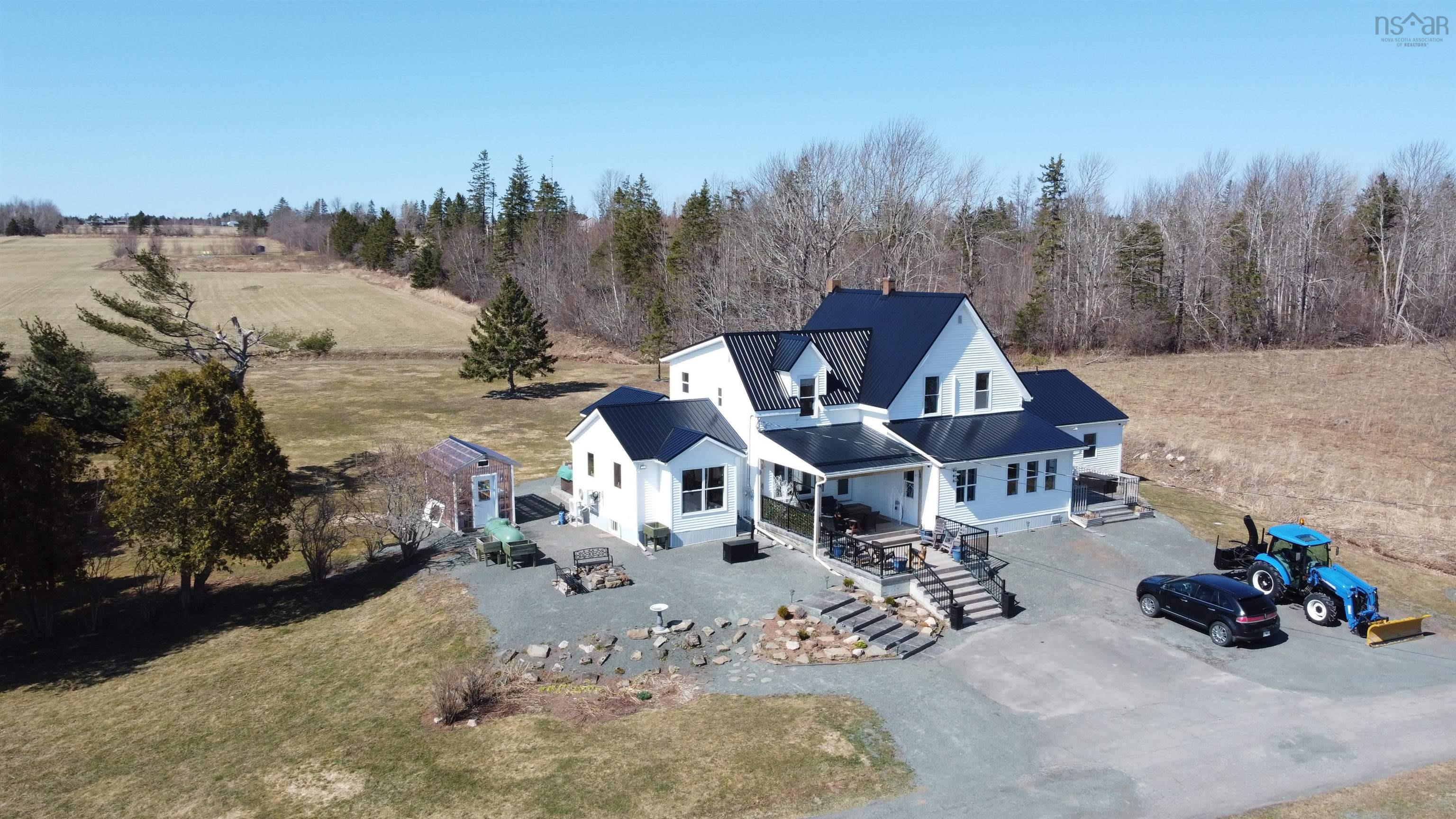 $1,295,000.00: 223 Scotch Hill Road, Lyons Brook