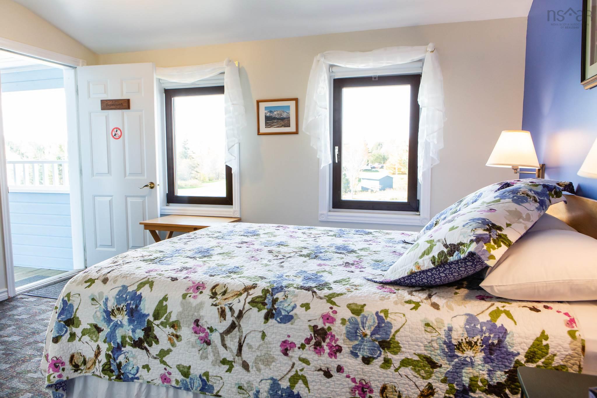 $949,000.00: 1817 Highway 205, Baddeck Bay