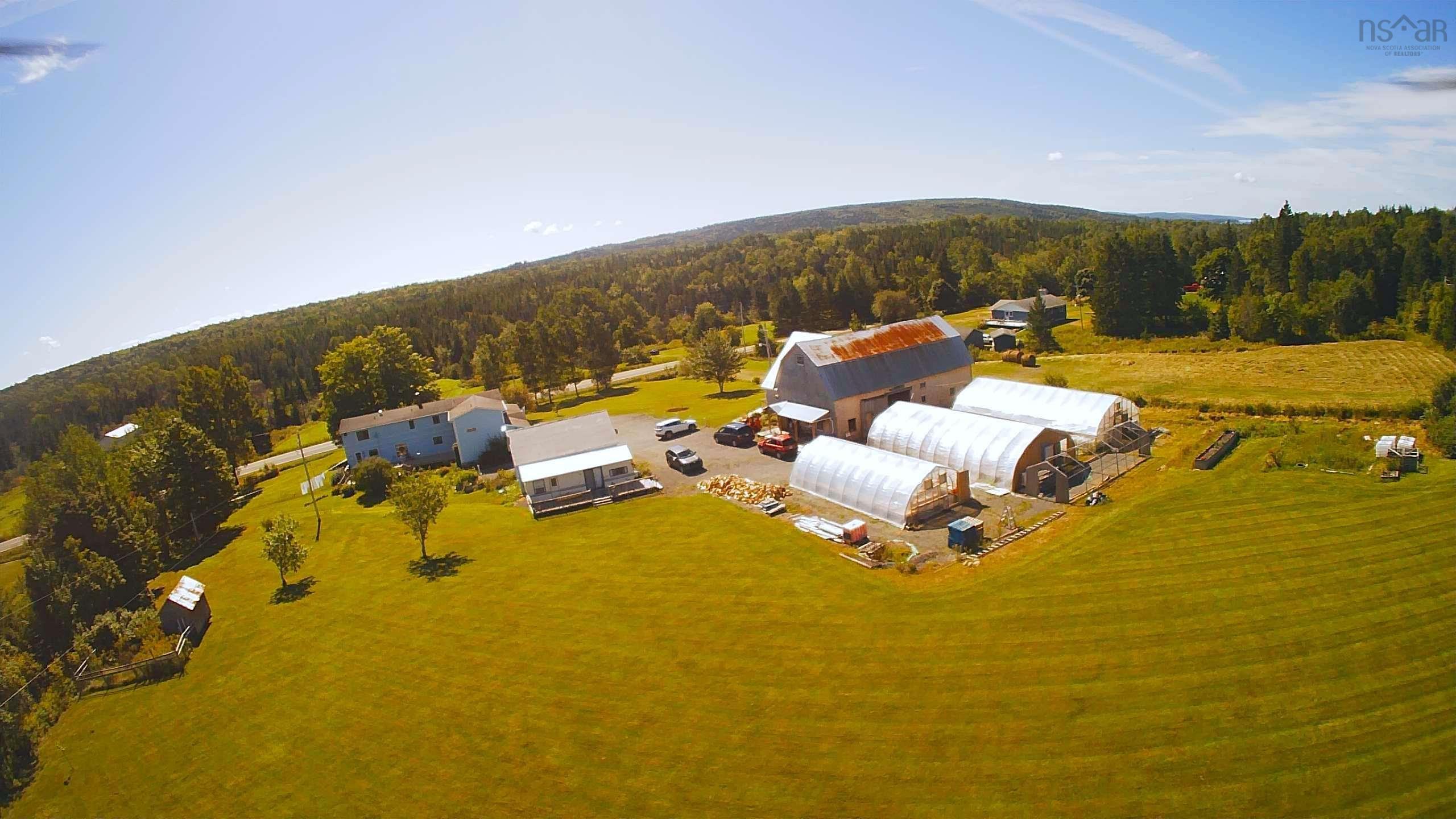 $949,000.00: 1817 Highway 205, Baddeck Bay