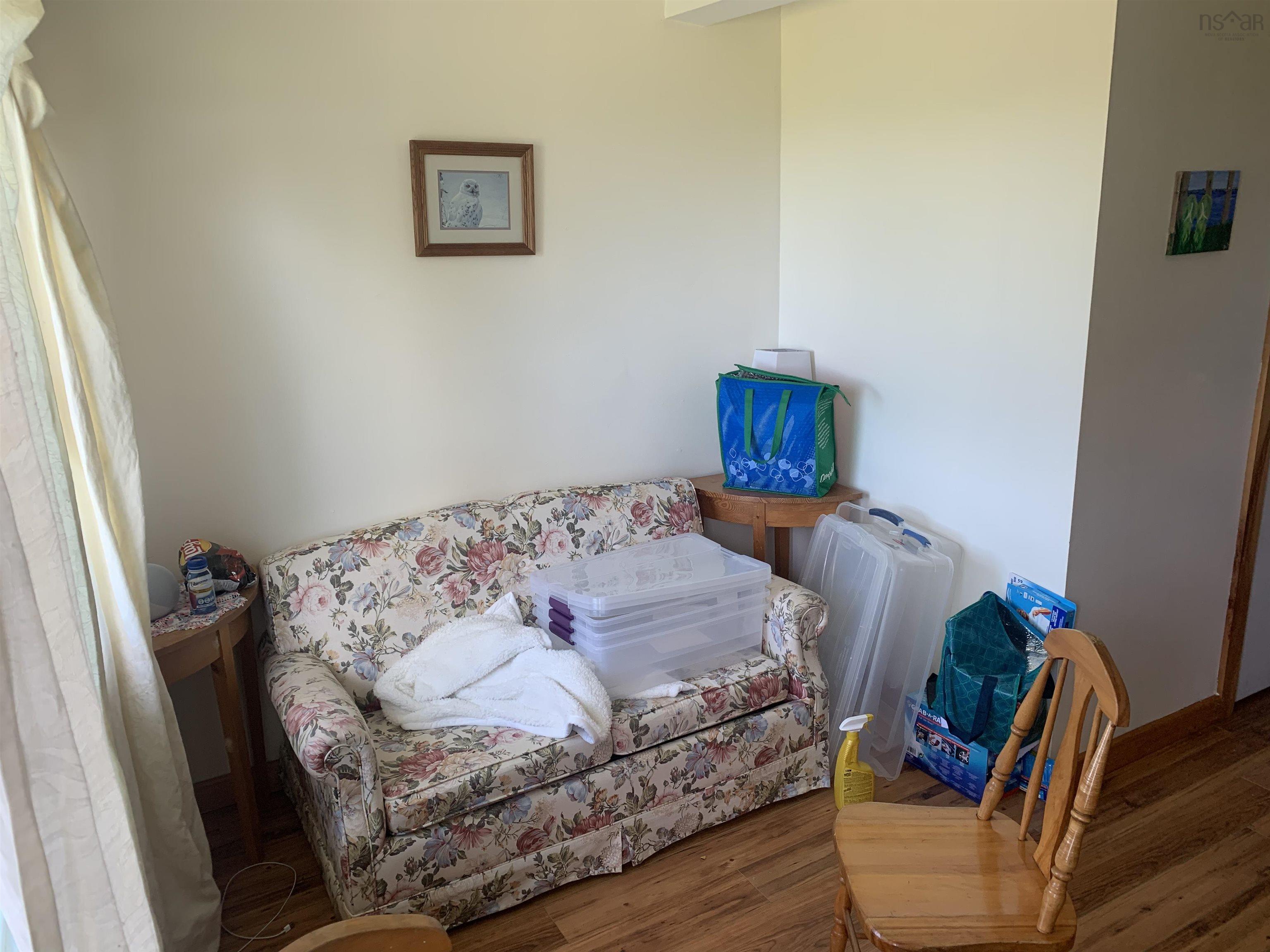 $1,300,000.00: 2107 Highway 215, Tennecape