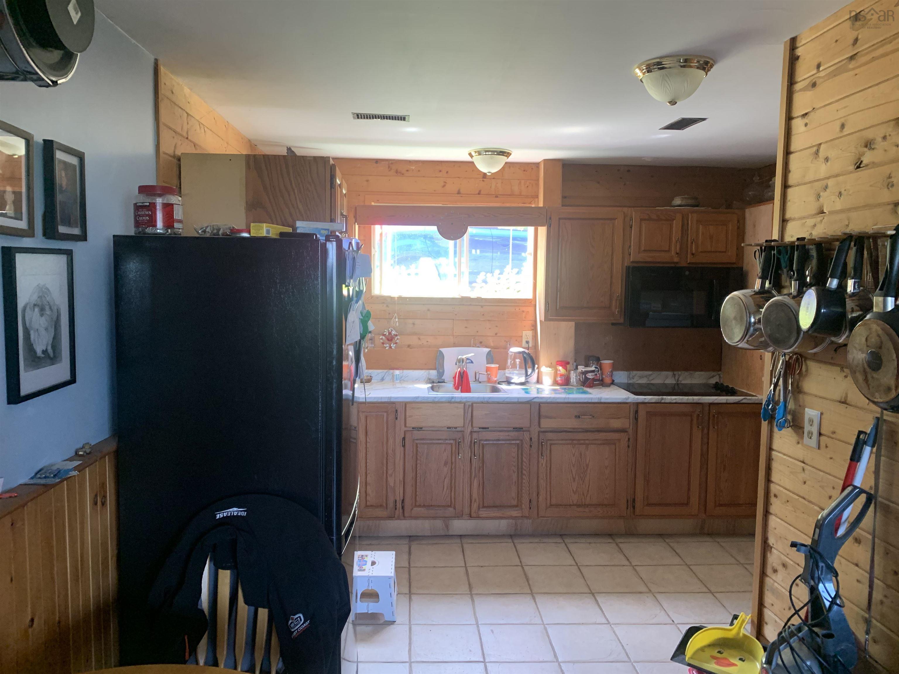 $1,300,000.00: 2107 Highway 215, Tennecape