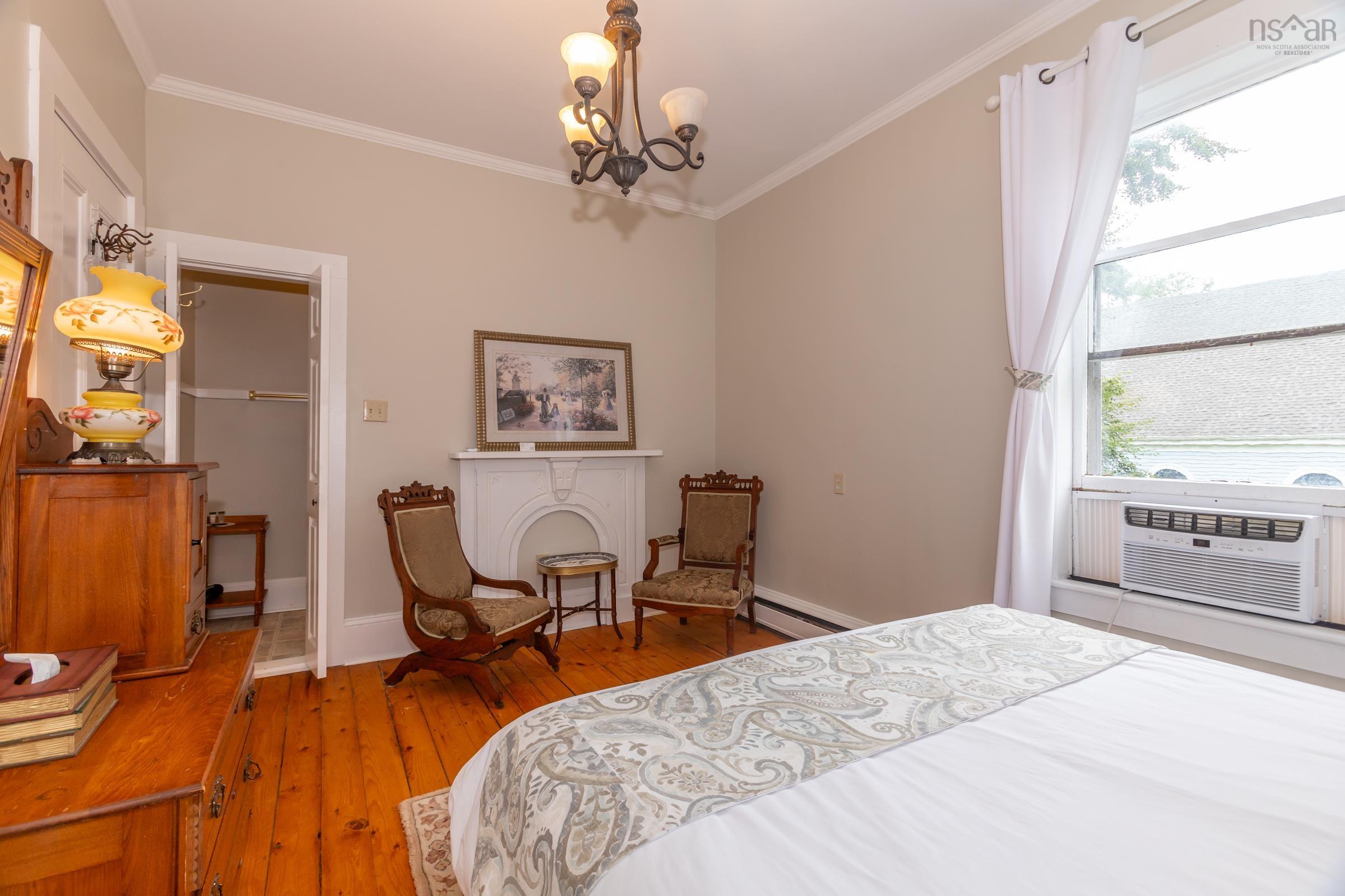 $799,900.00: 548 St George Street, Annapolis Royal