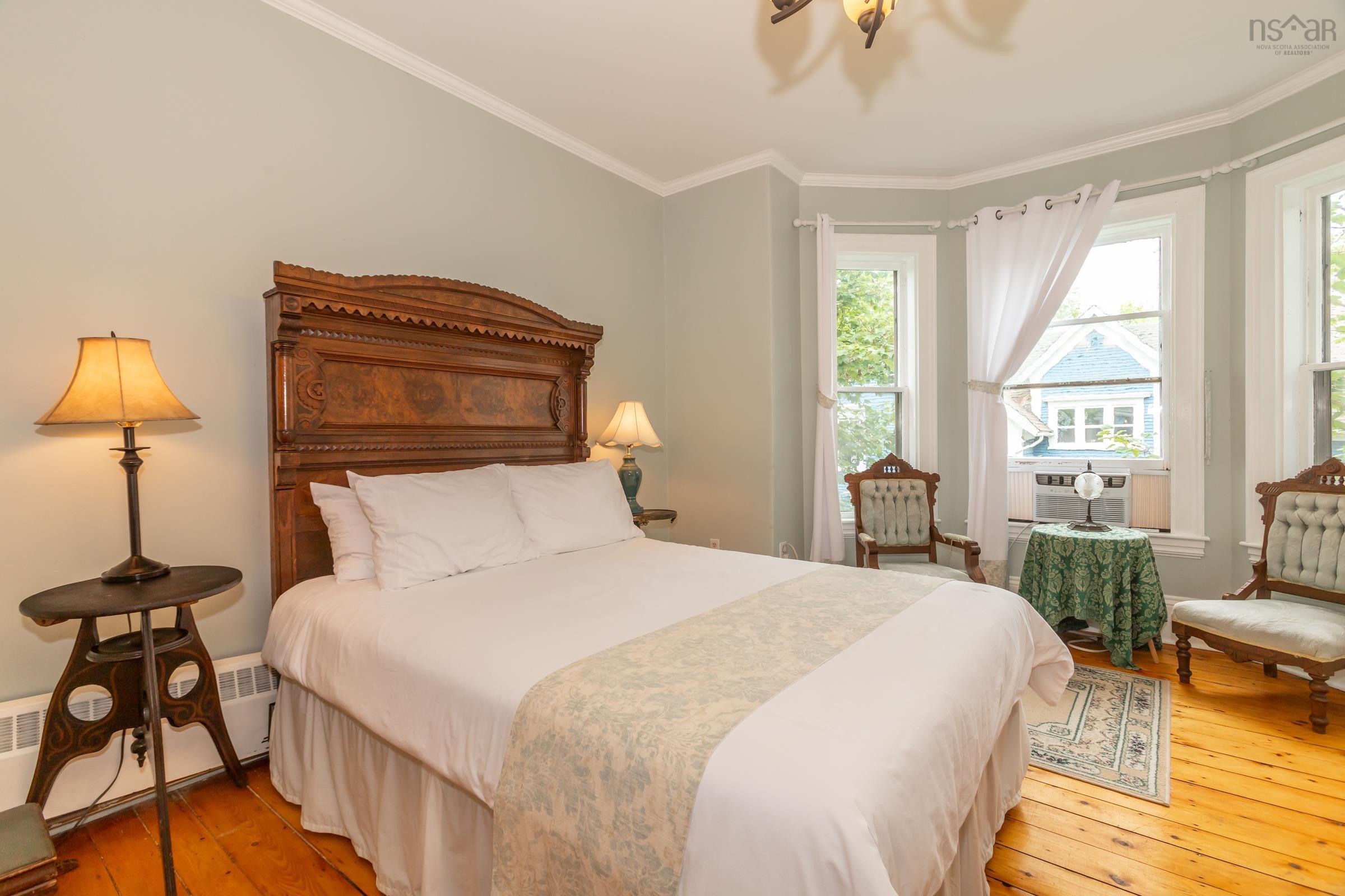 $799,900.00: 548 St George Street, Annapolis Royal