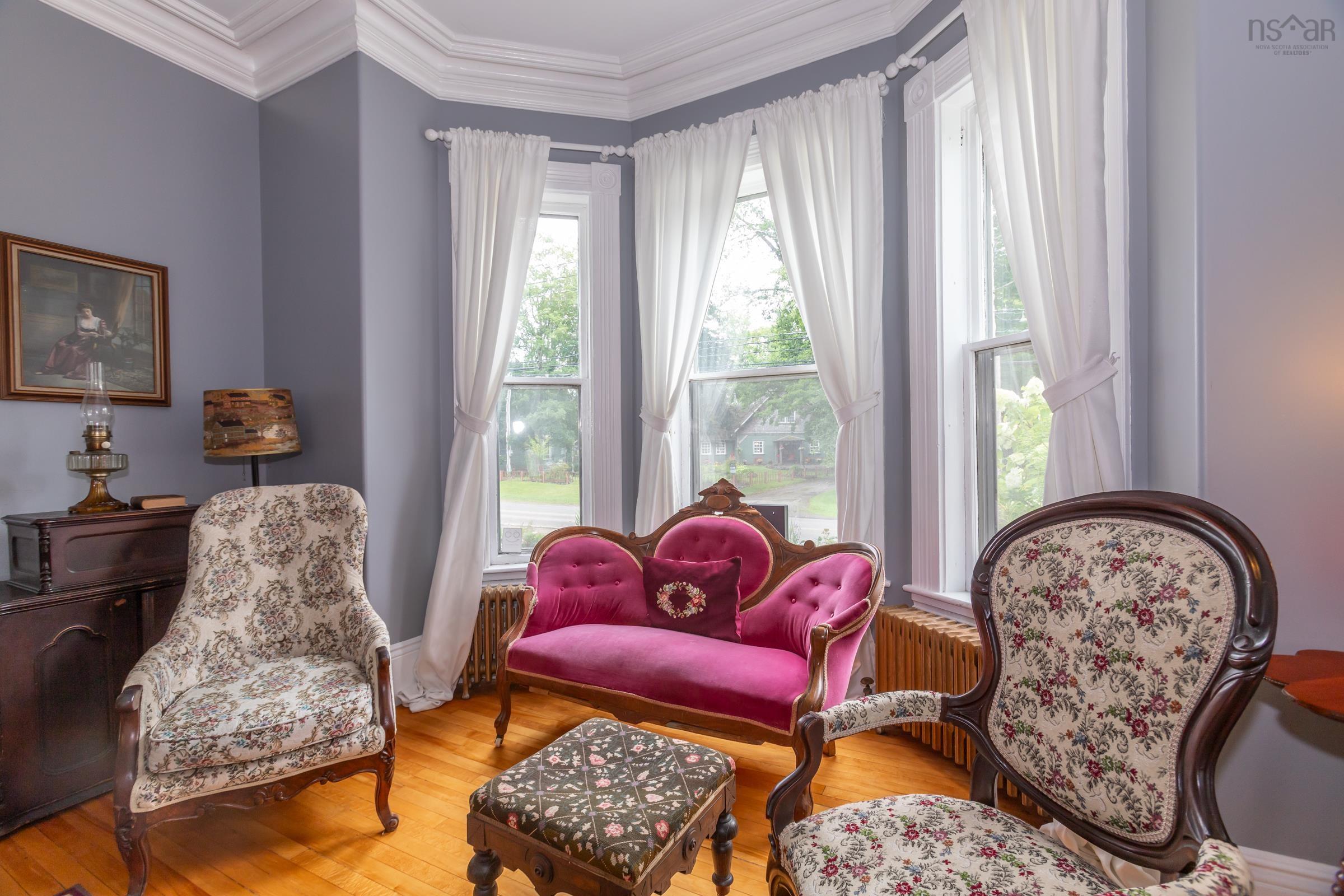 $799,900.00: 548 St. George Street, Annapolis Royal