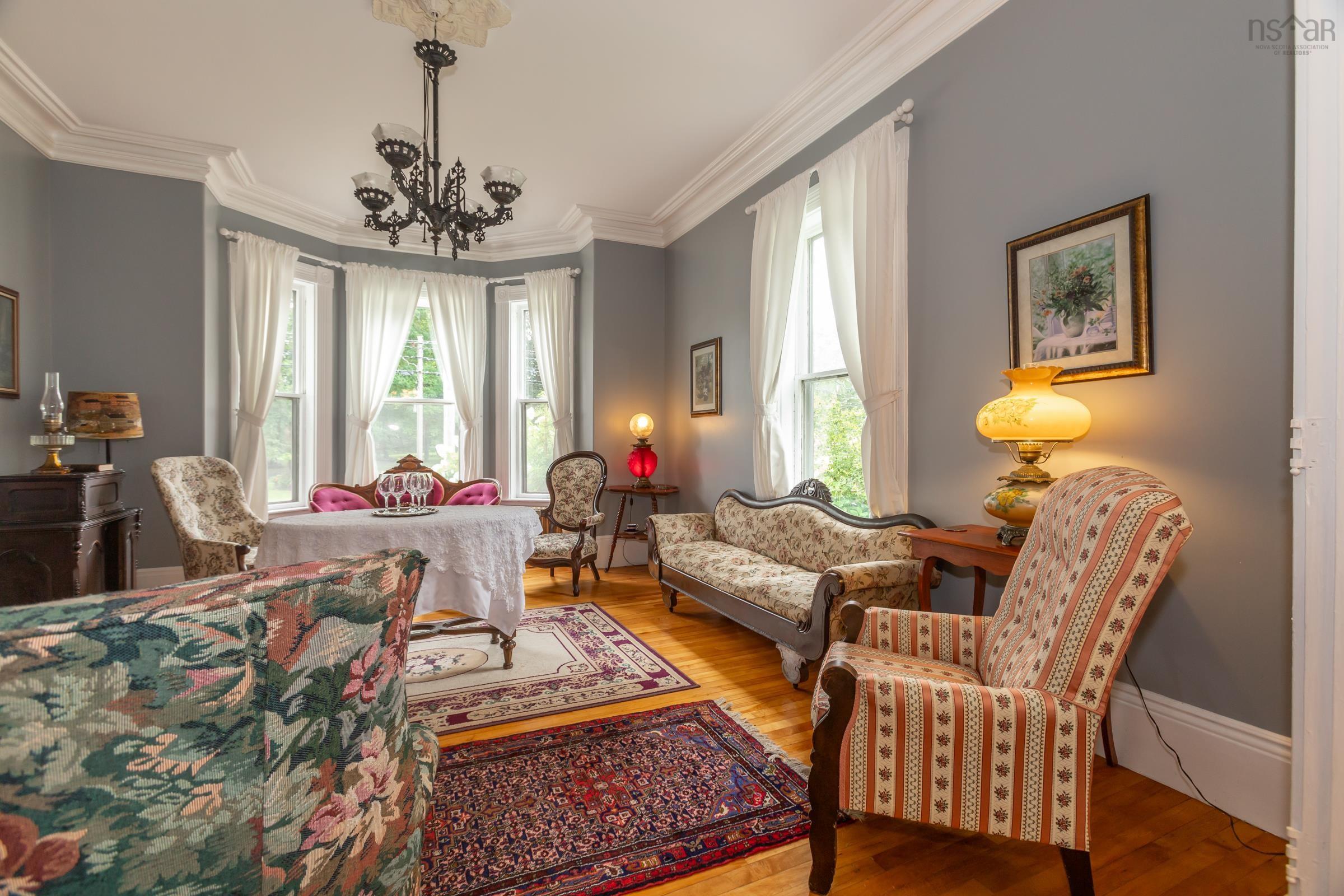 $799,900.00: 548 St. George Street, Annapolis Royal