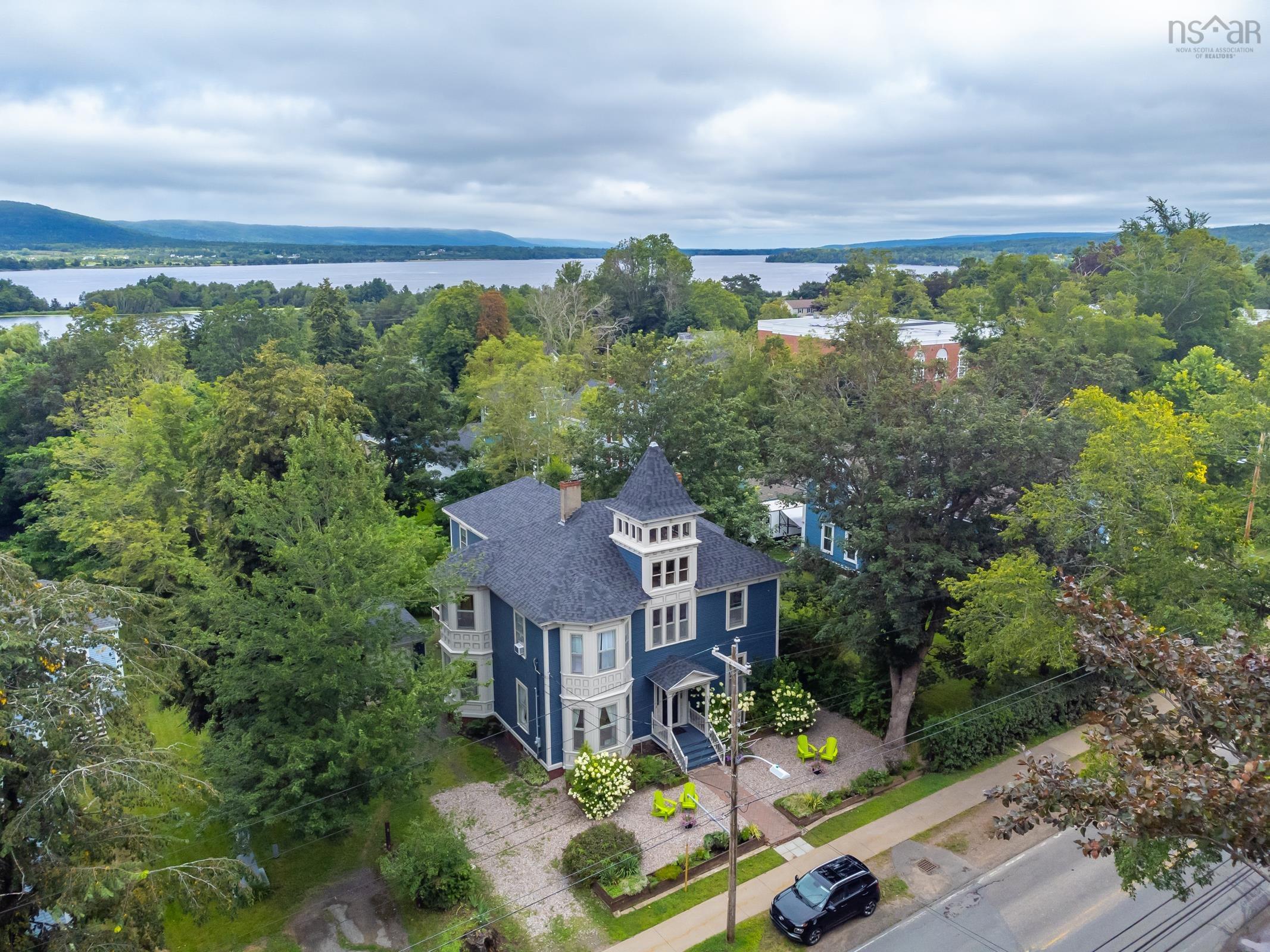 $799,900.00: 548 St. George Street, Annapolis Royal