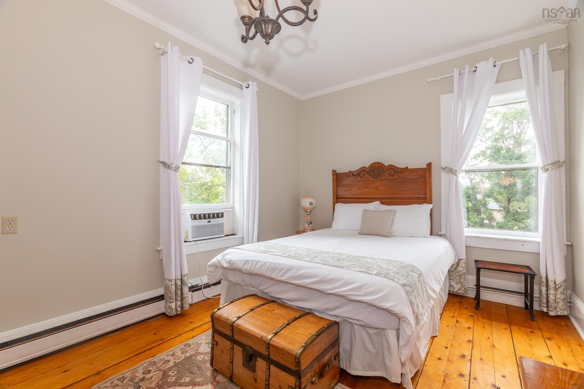 $799,900.00: 548 St. George Street, Annapolis Royal