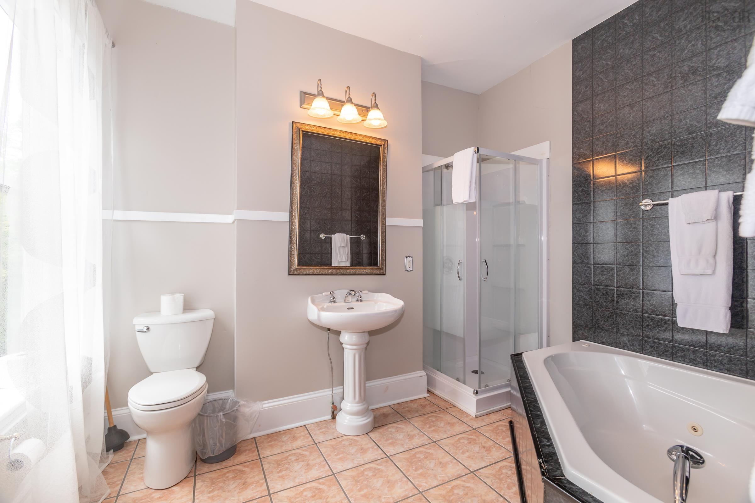 $799,900.00: 548 St. George Street, Annapolis Royal