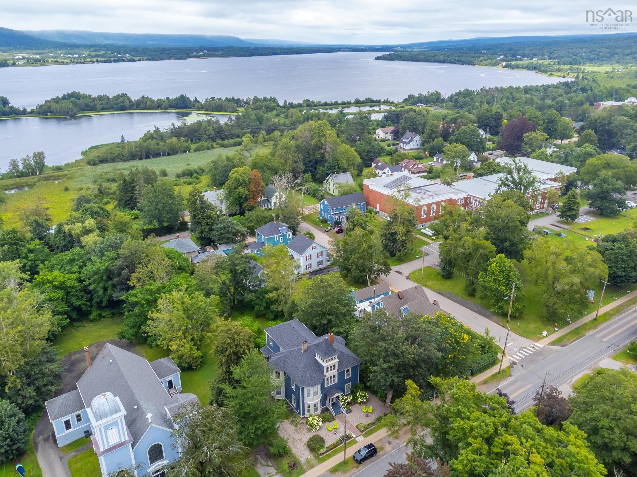 $799,900.00: 548 St. George Street, Annapolis Royal