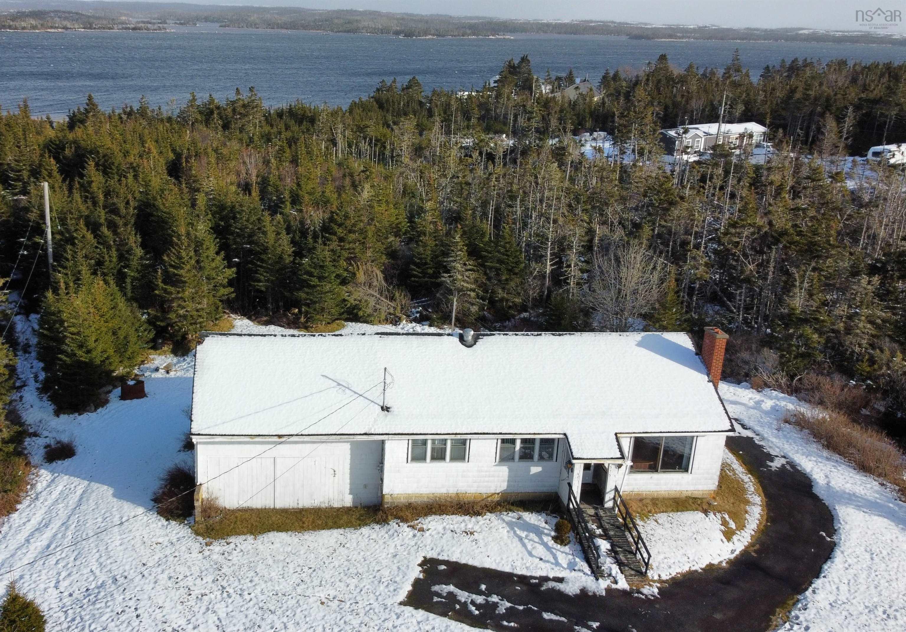 575 Whitehead Road 