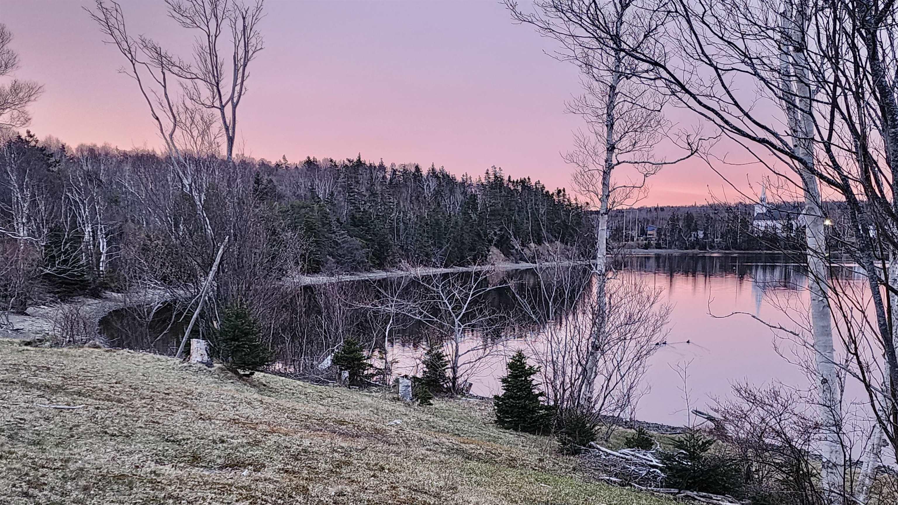 $499,900.00: 4118 Hwy. 22, Mira Albert Bridge