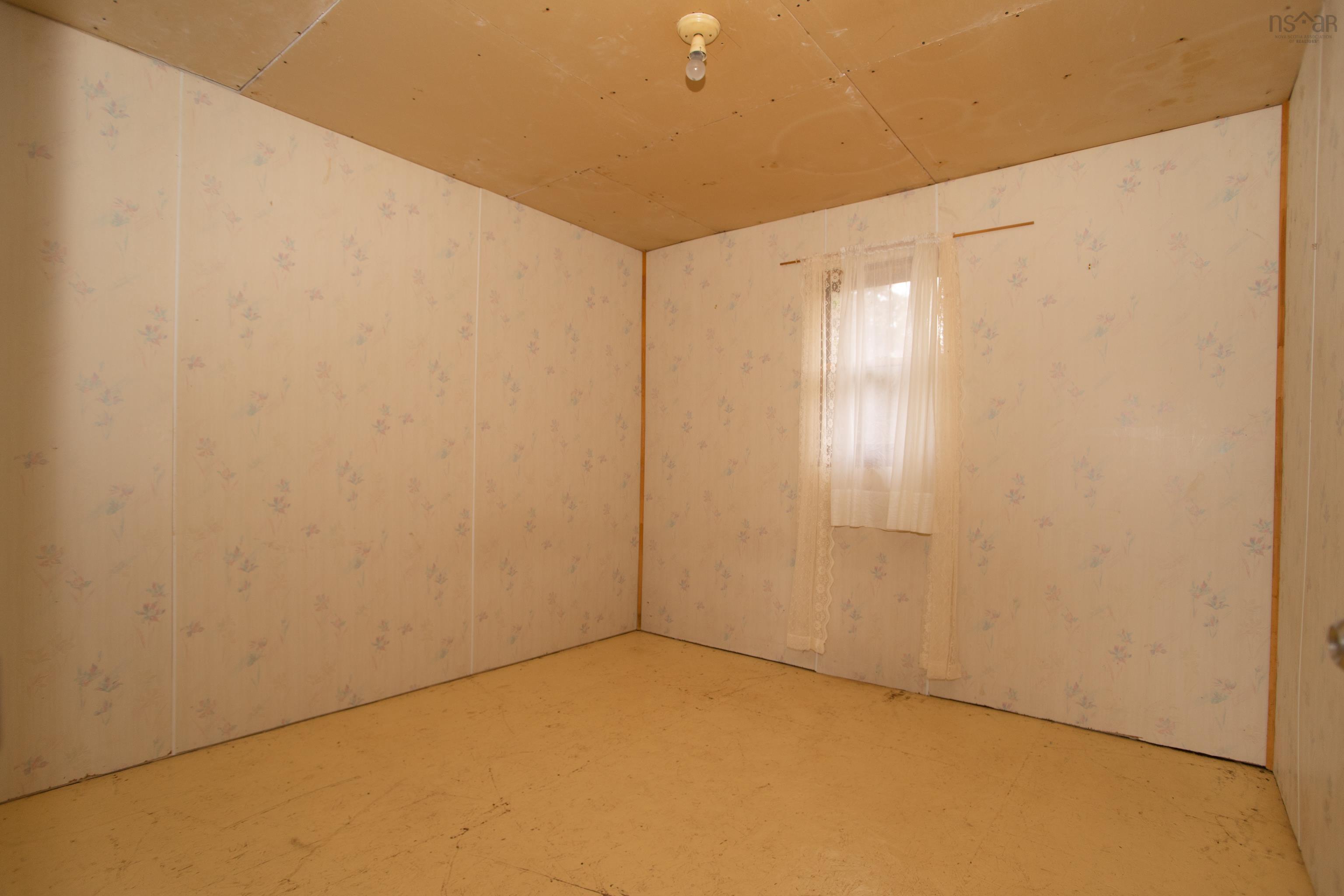 $180,000.00: 972 Highway 217, Freeport