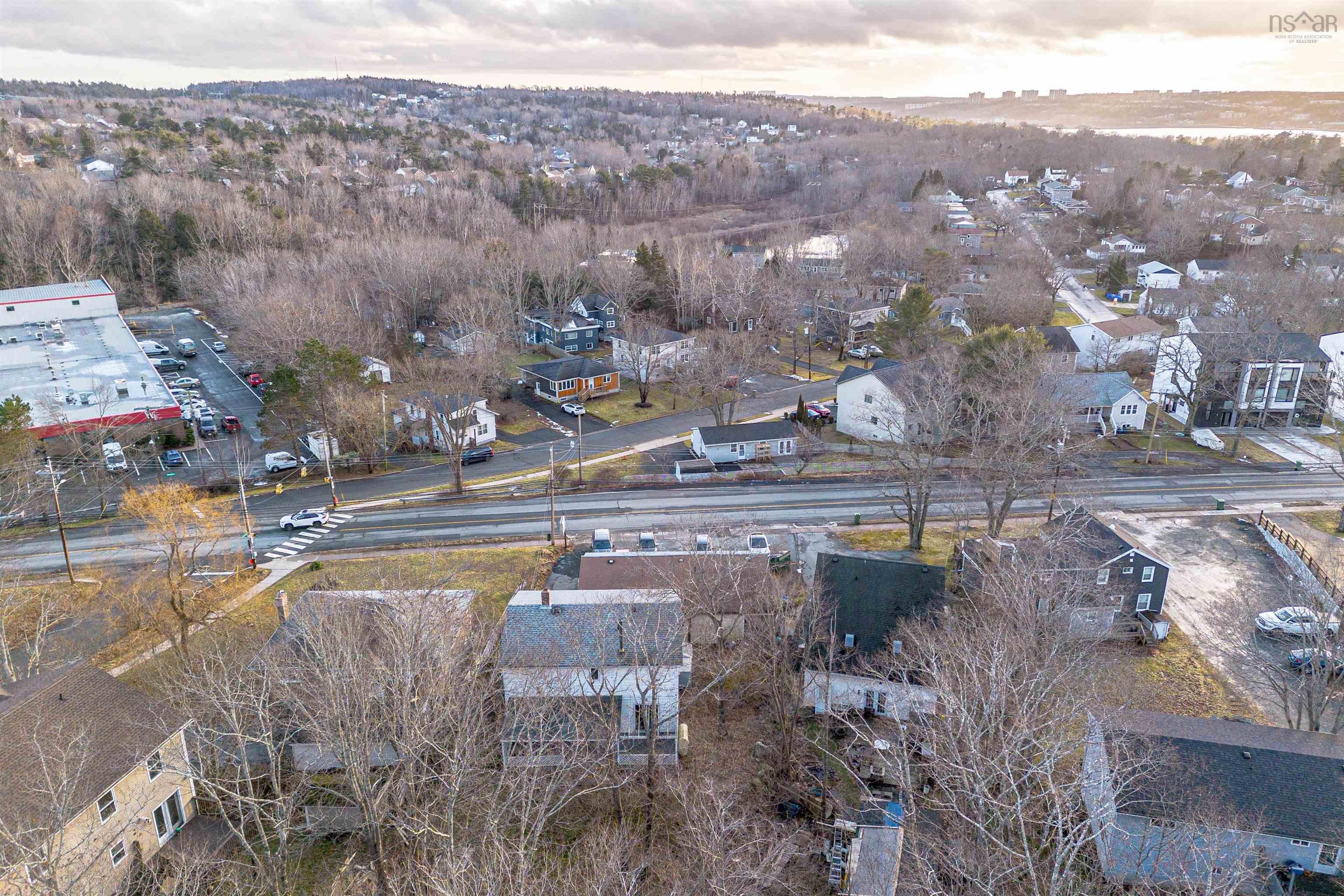 $1,075,000.00: 252 Rocky Lake Drive, Bedford