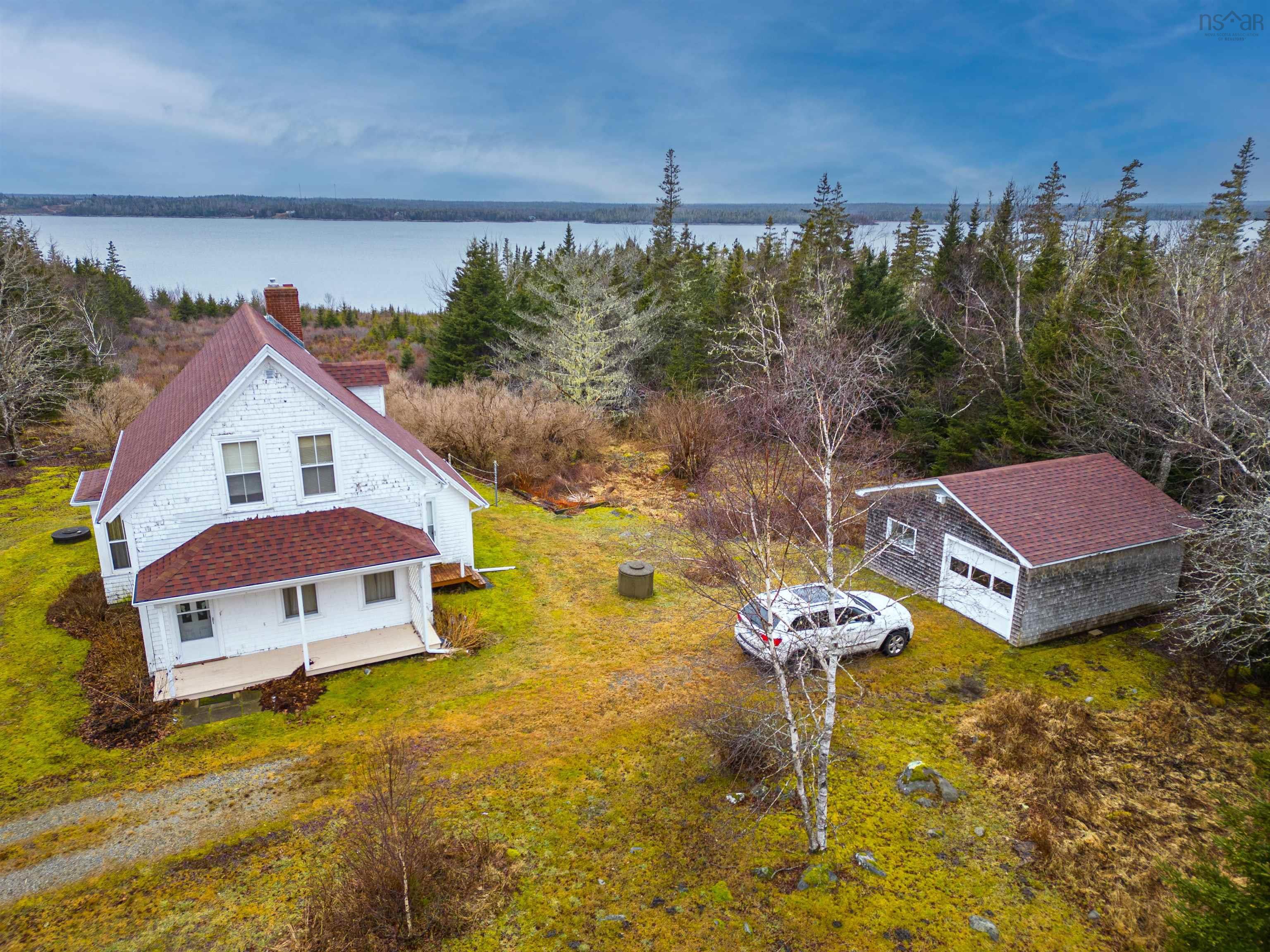 $398,000.00: 570 Rockland Road, Rockland