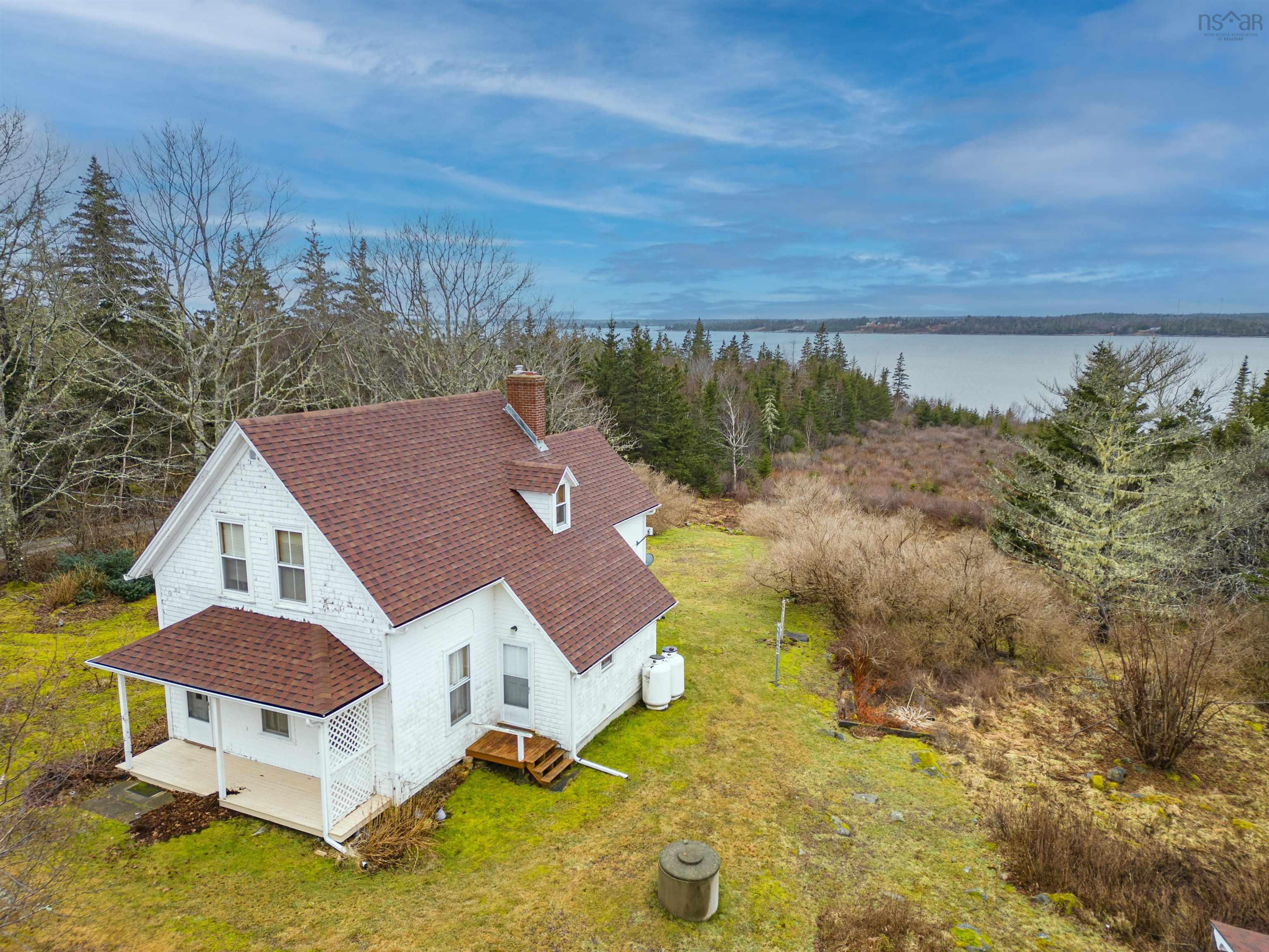 $398,000.00: 570 Rockland Road, Rockland