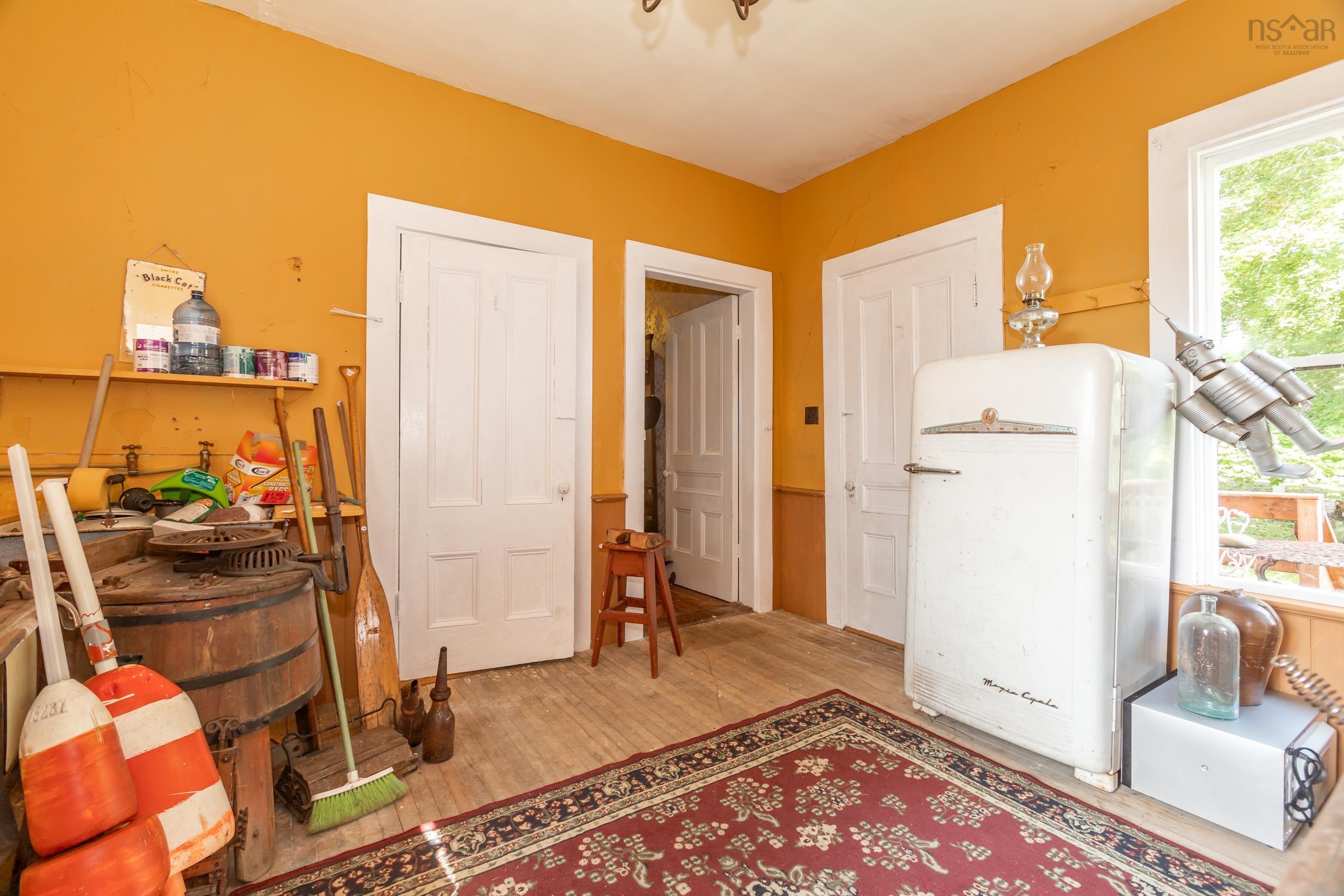 $449,900.00: 5404 Granville Road, Granville Ferry