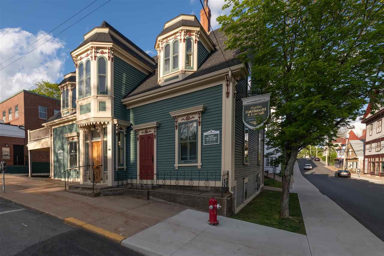 $849,000.00: 28 King Street, Lunenburg