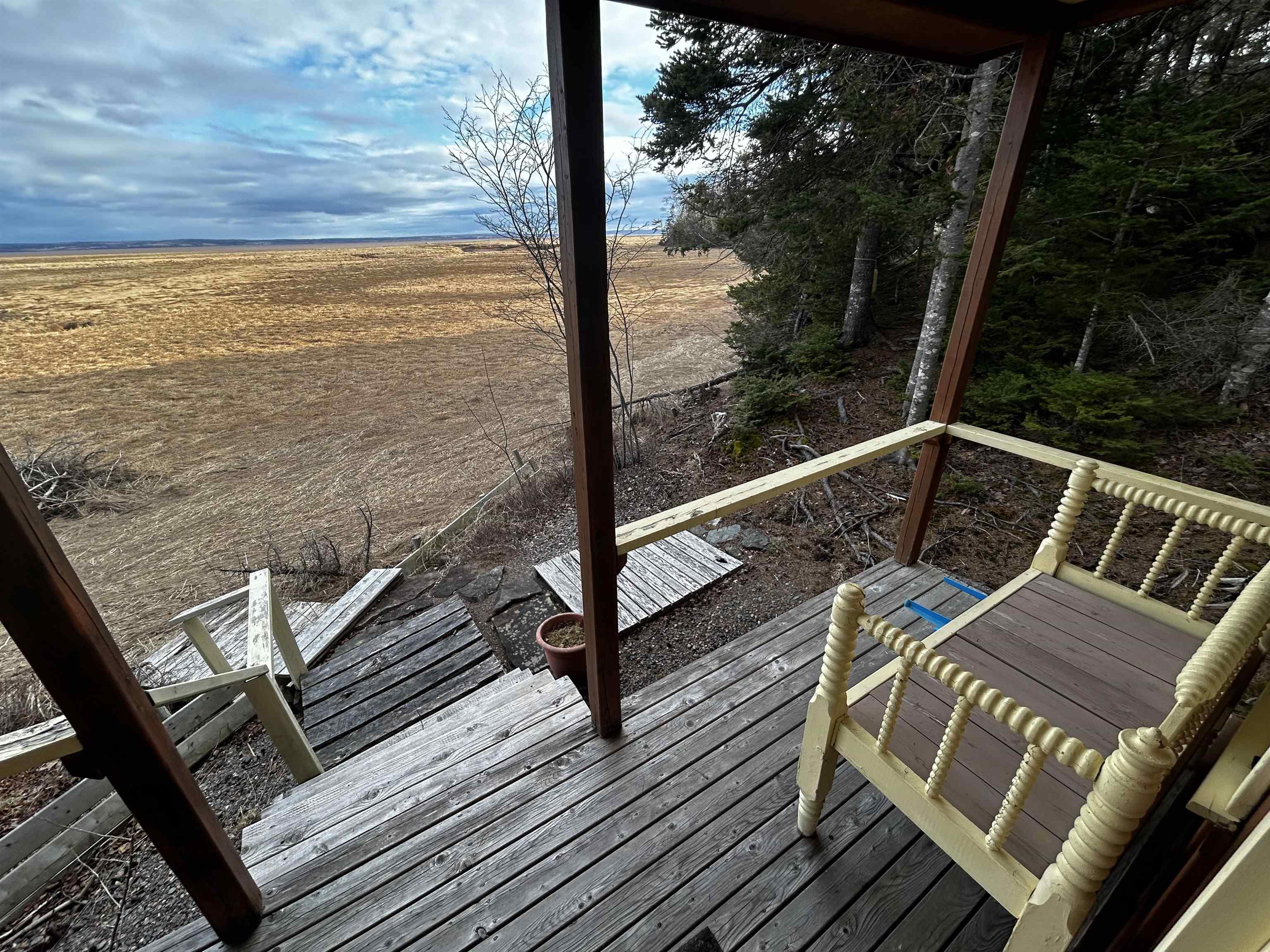 $189,000.00: 464 Bay Shore Road, Five Houses