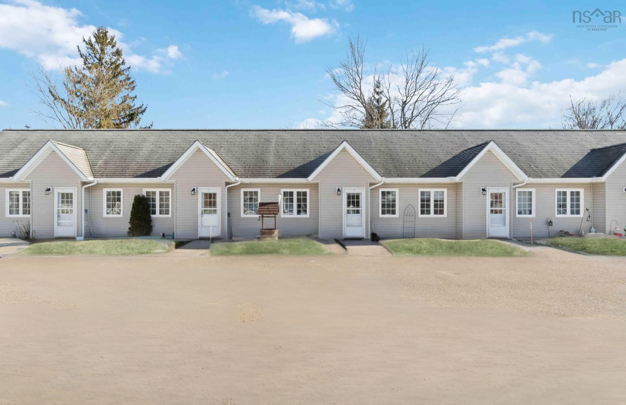 $850,000.00: 1486 Magee Drive, Kingston