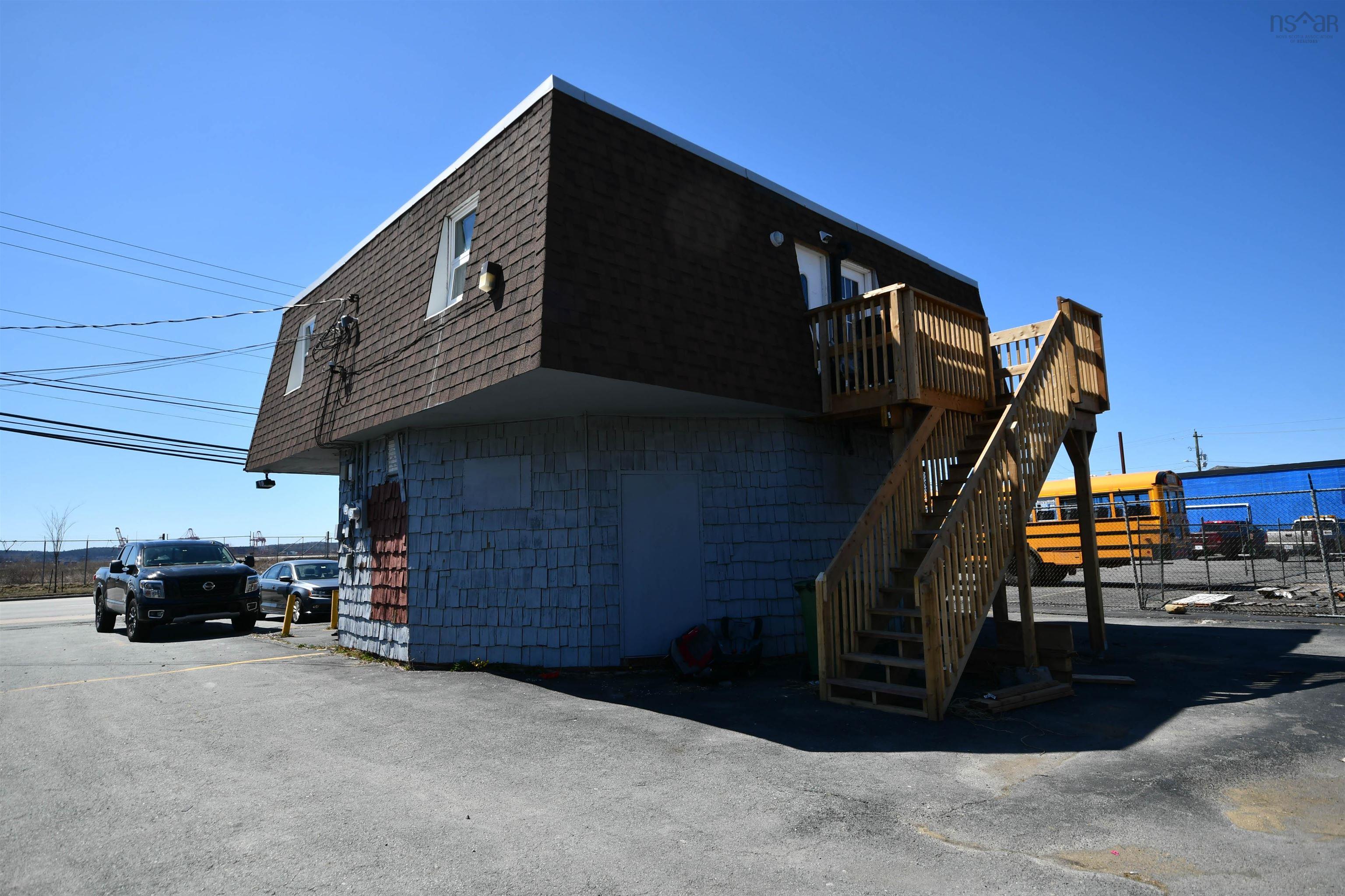 $549,800.00: 553-555 Pleasant Street, Dartmouth