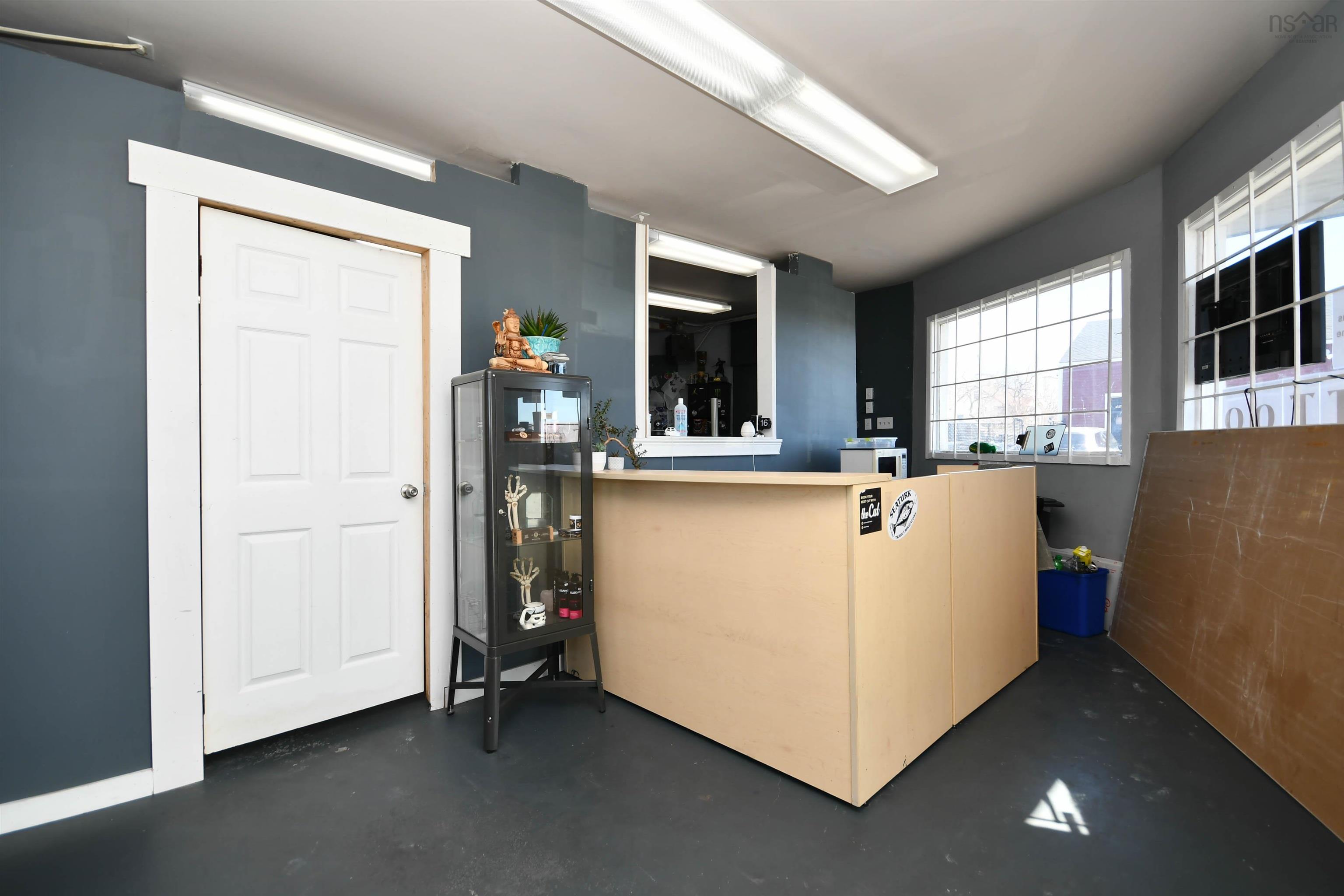 $549,800.00: 553-555 Pleasant Street, Dartmouth