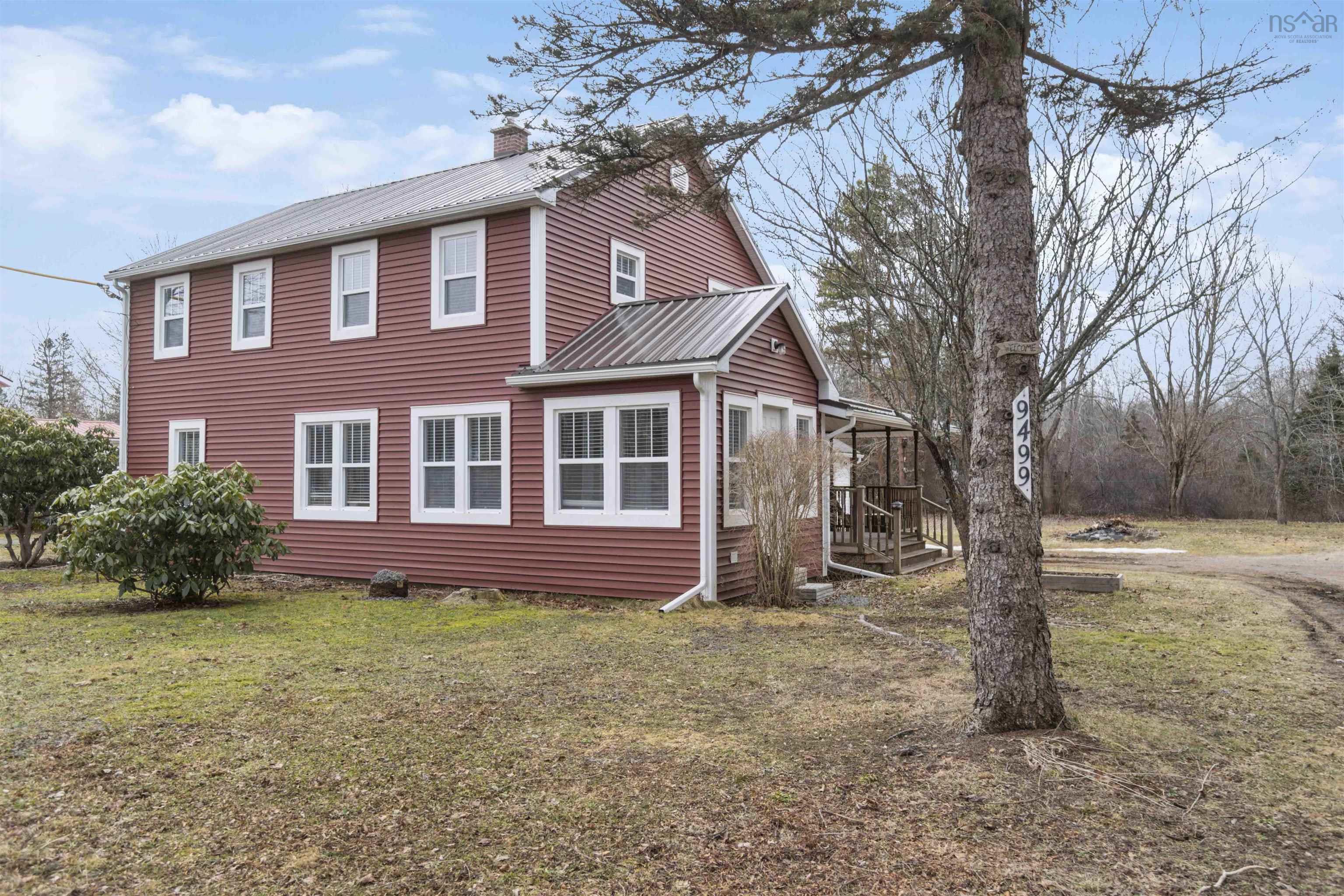 $374,900.00: 9499 Highway 10, Nictaux