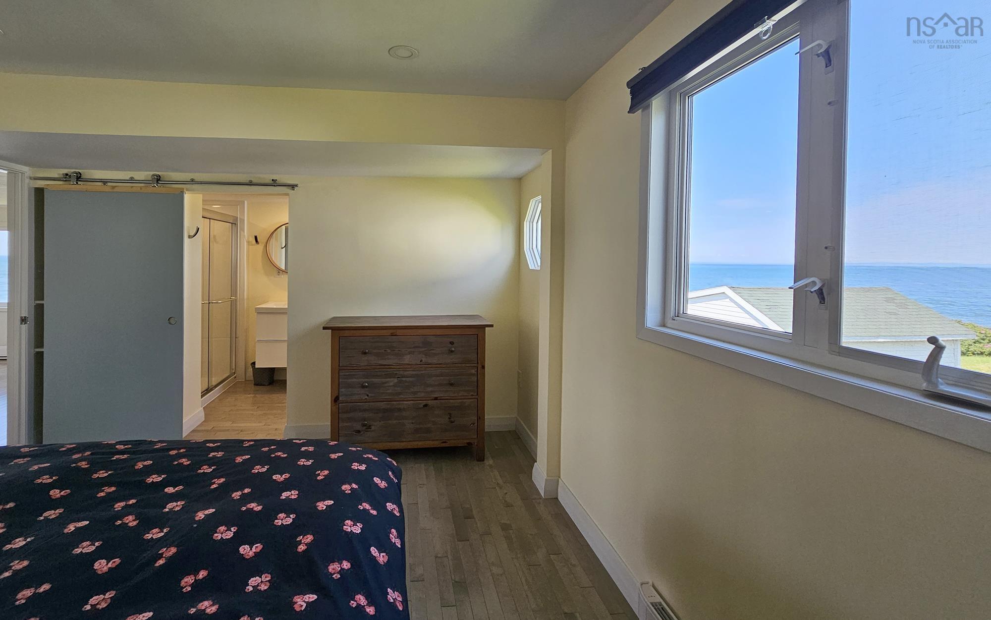 $449,900.00: 12443 Shore Road, Port George
