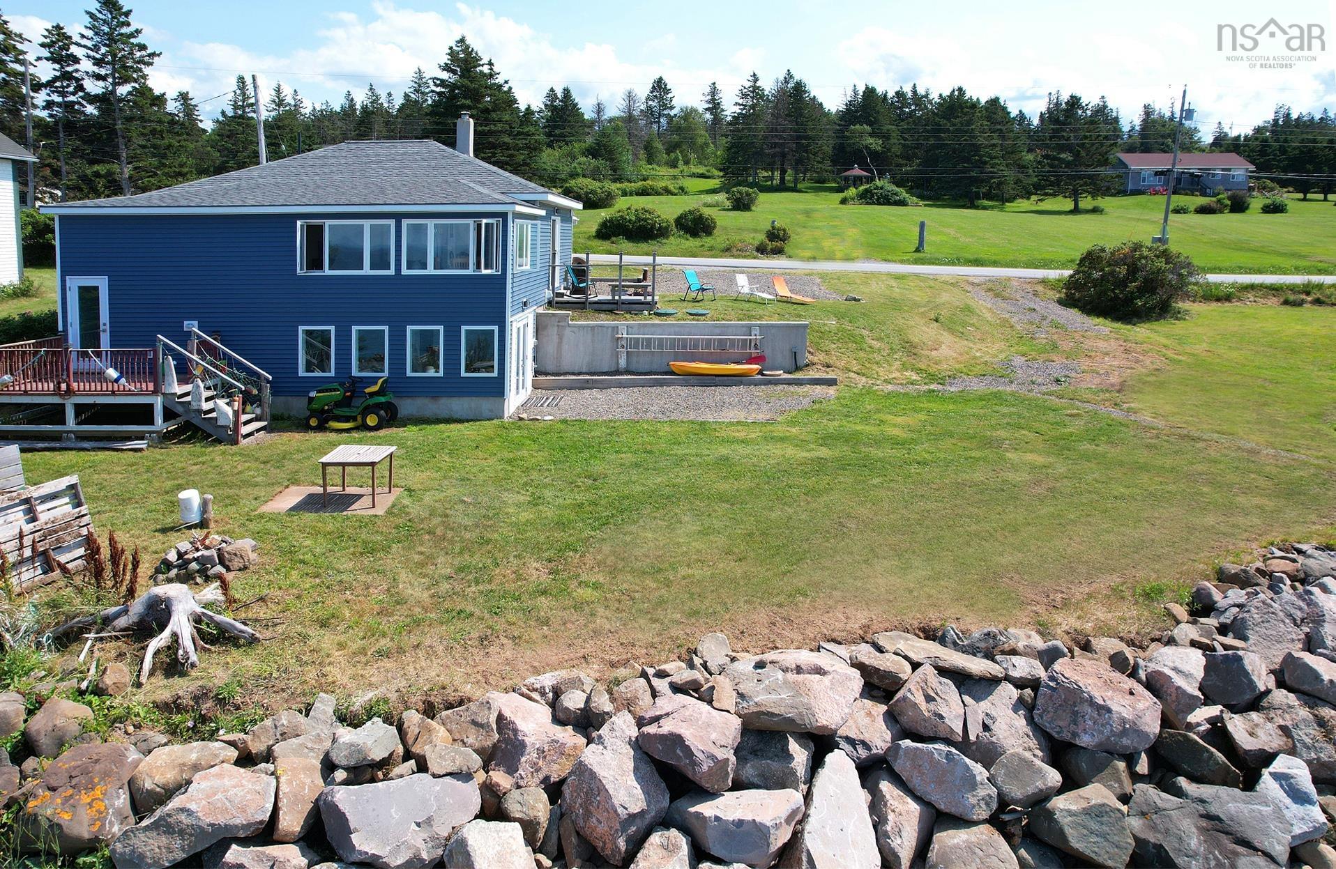 $449,900.00: 12443 Shore Road, Port George
