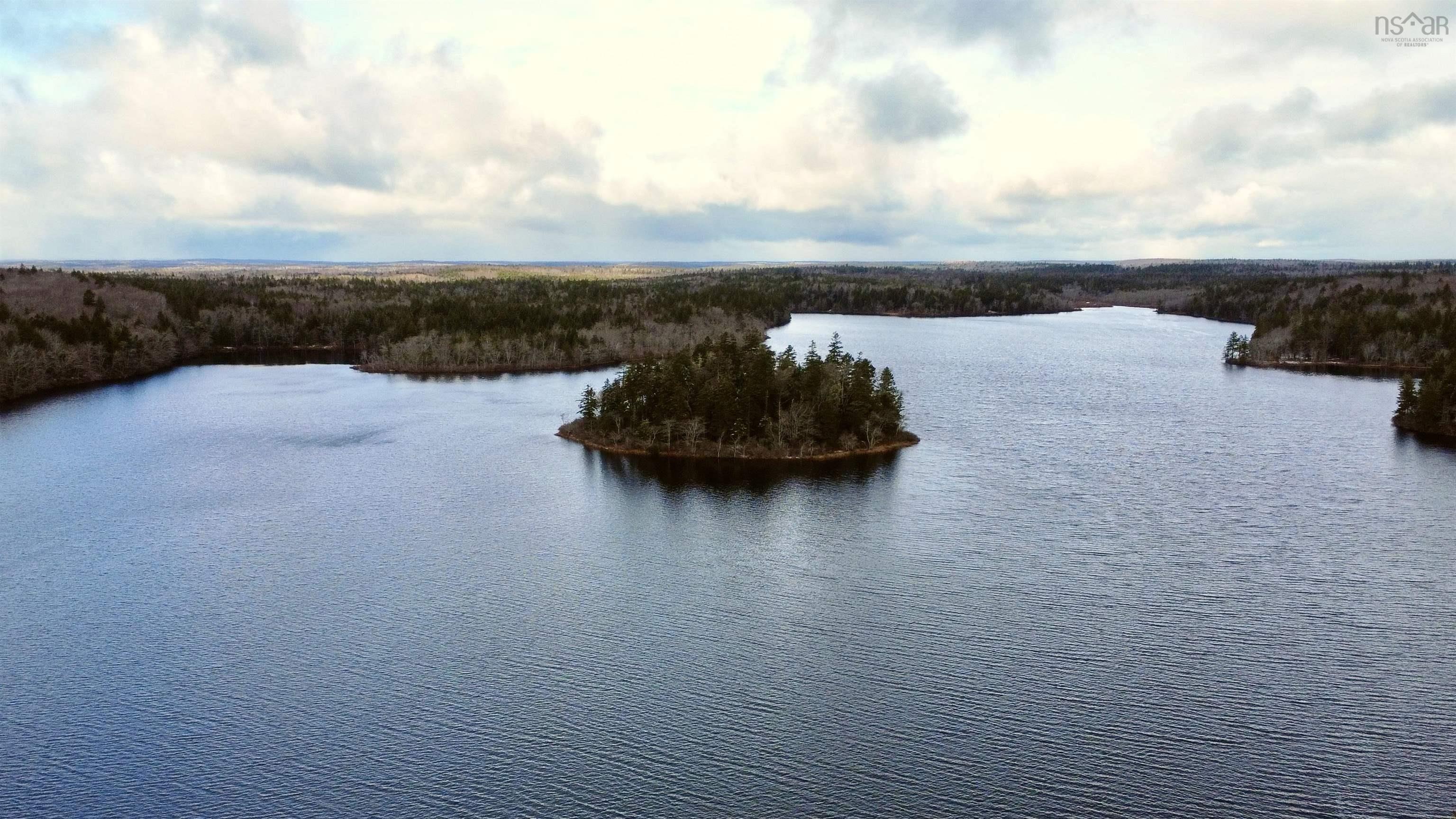 $29,900.00: 0 Two Island Lake Island, Woodstock