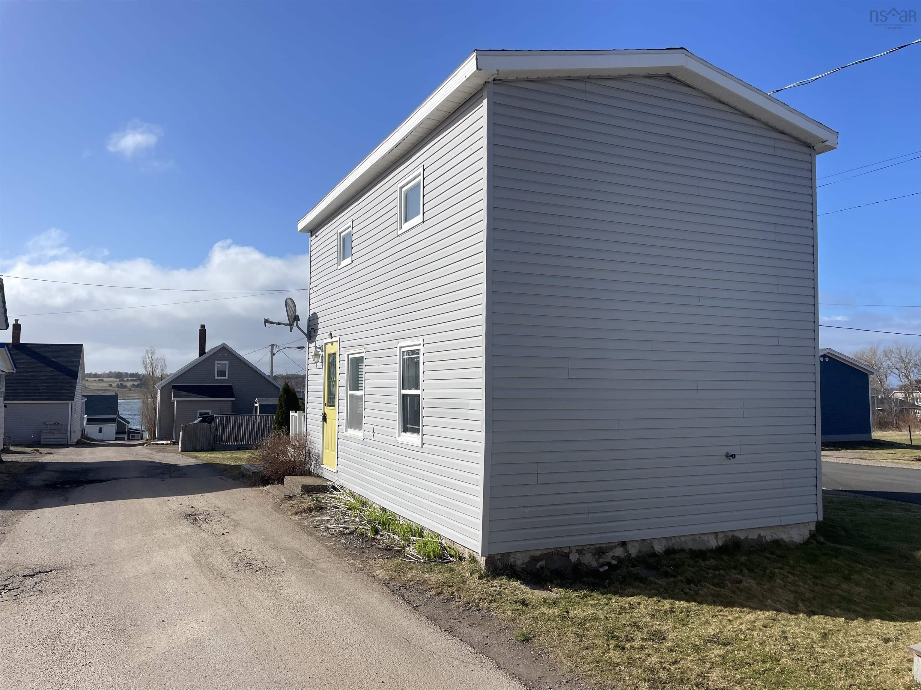 $129,000.00: 27 Chemin Shomphe Road, Chéticamp