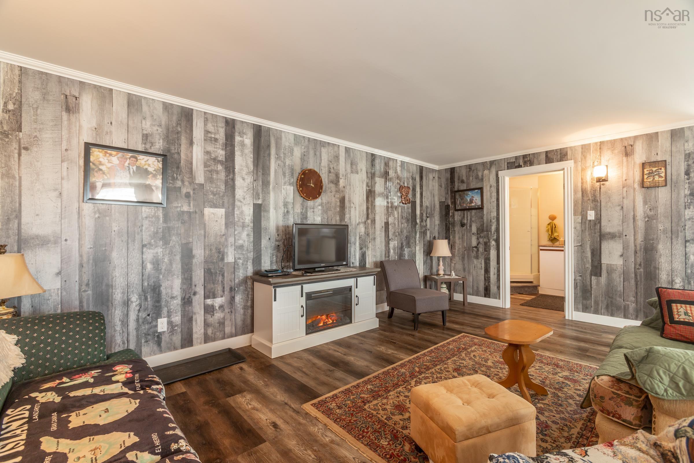 $275,500.00: 580 Rumsey Lake Road, Arlington West