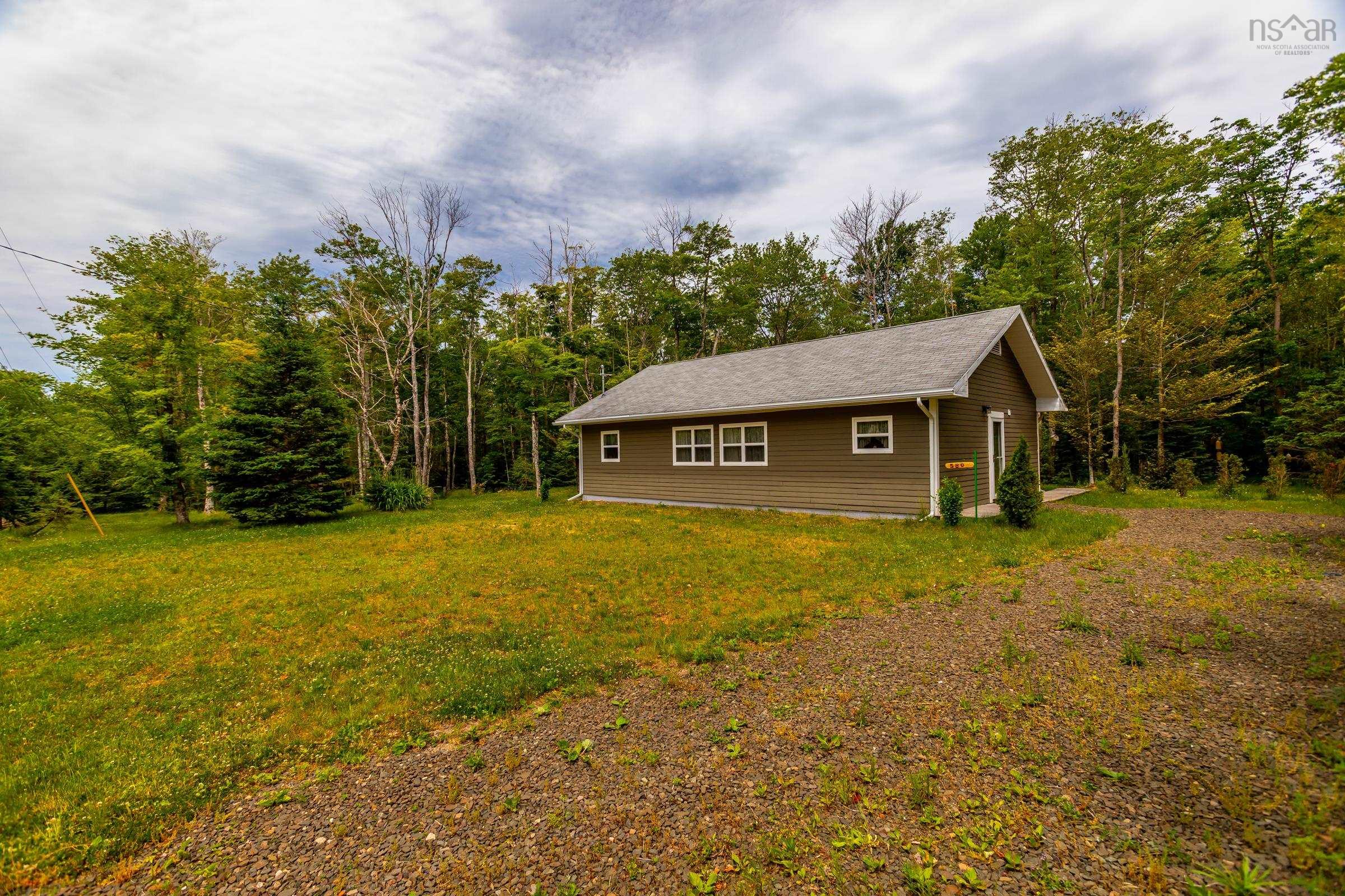 $265,500.00: 580 Rumsey Lake Road, Arlington West