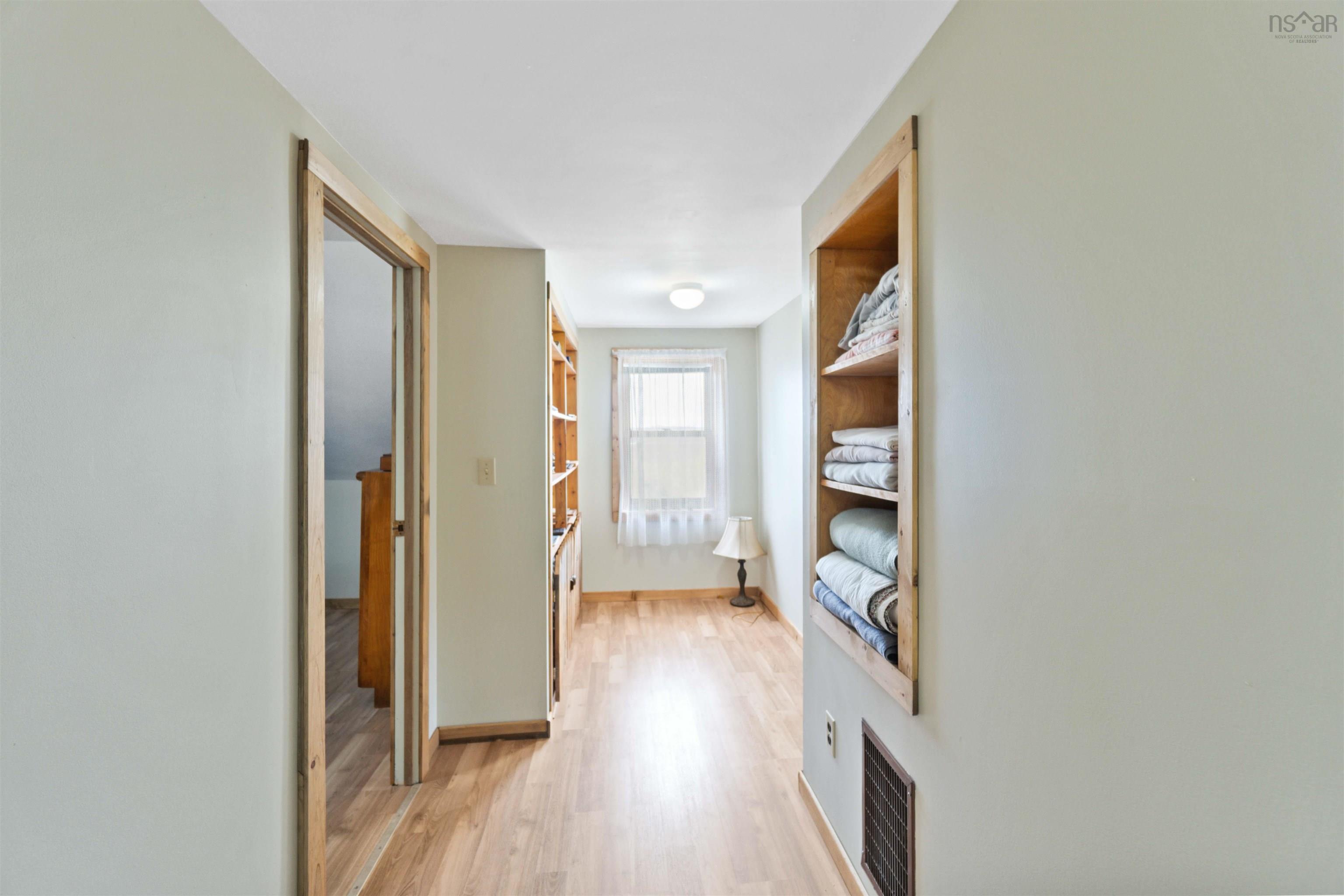 $307,500.00: 1256 Highway 1, Clementsport