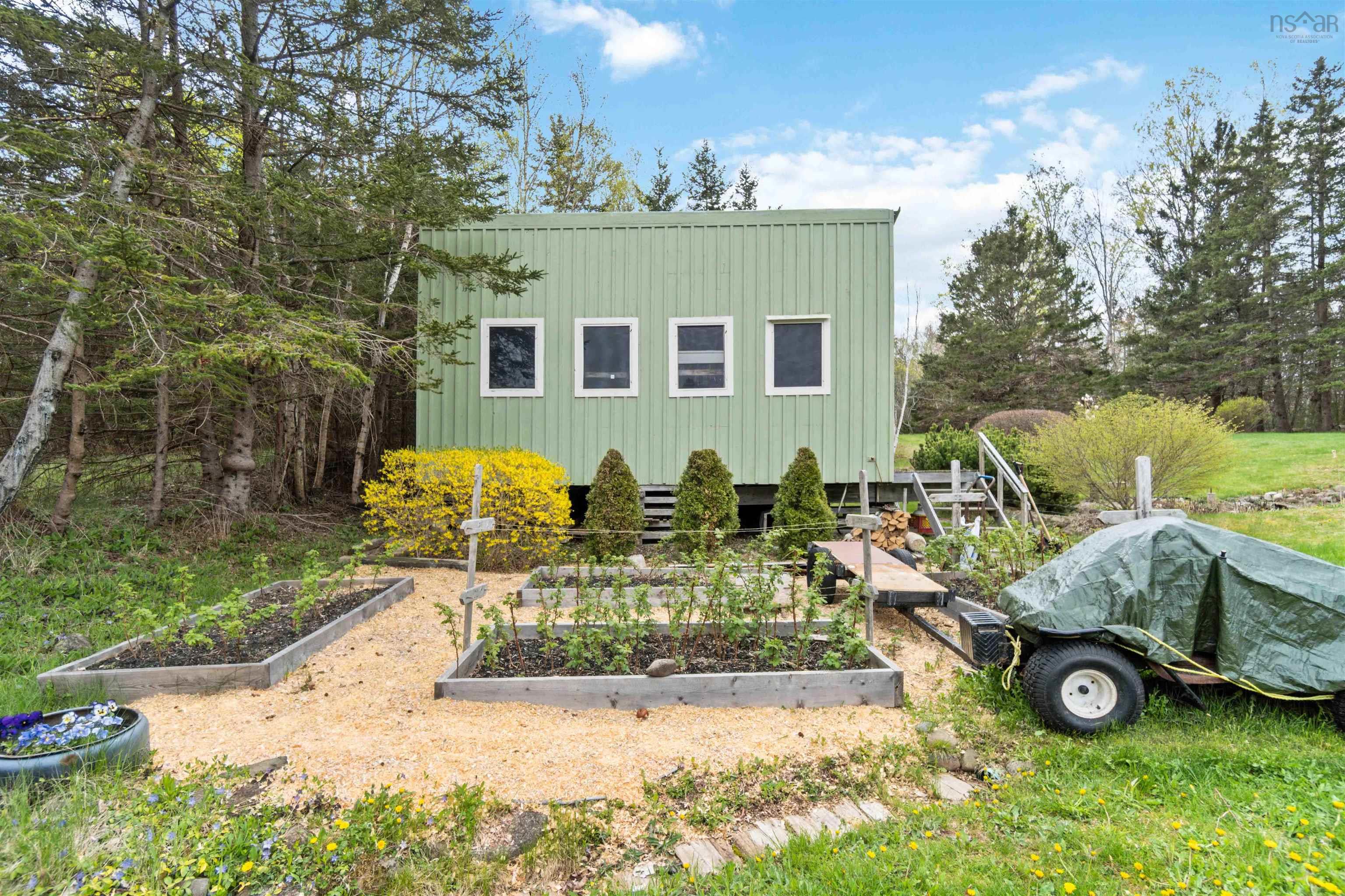 $307,500.00: 1256 Highway 1, Clementsport