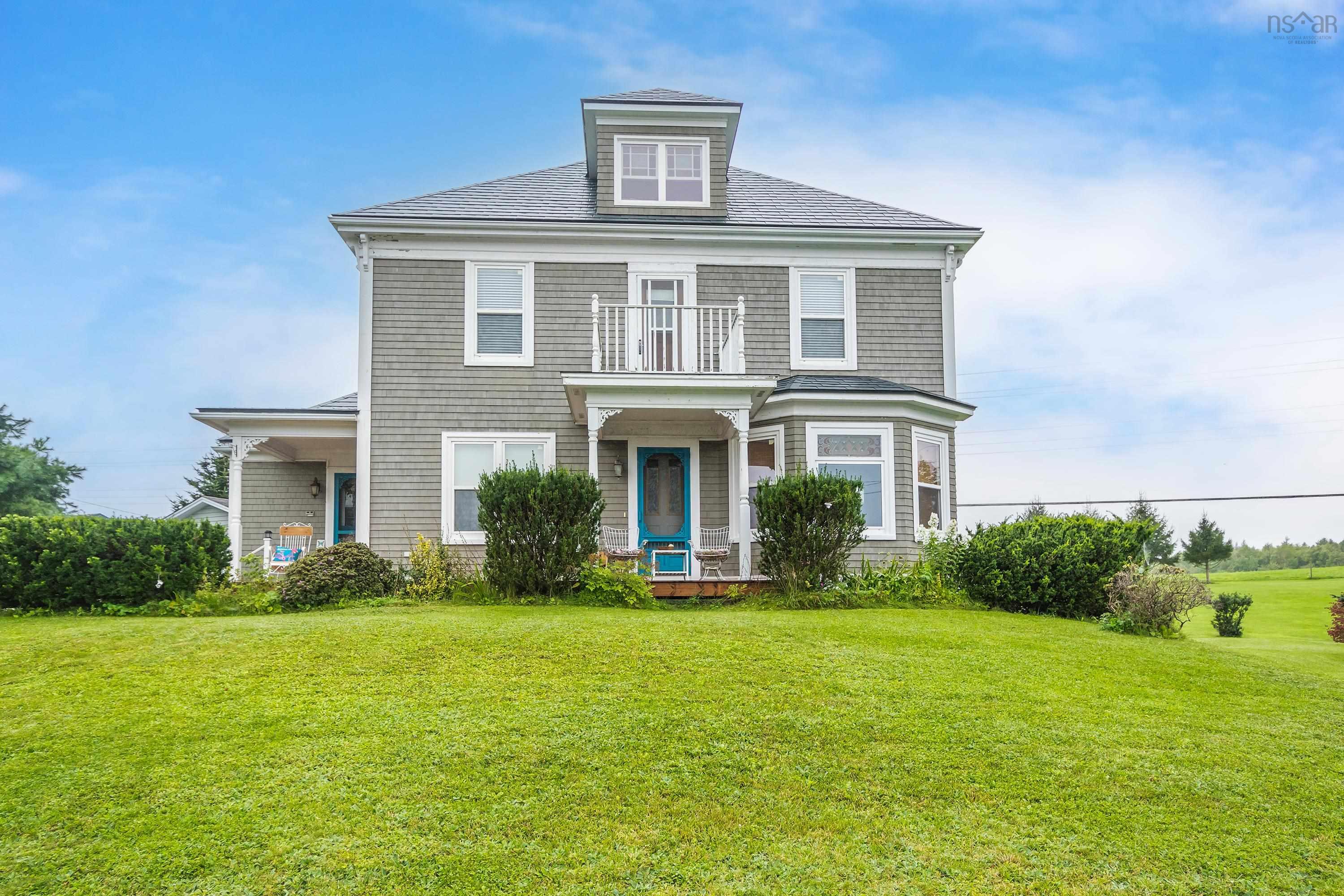 $699,900.00: 1640 Highway 332, First South