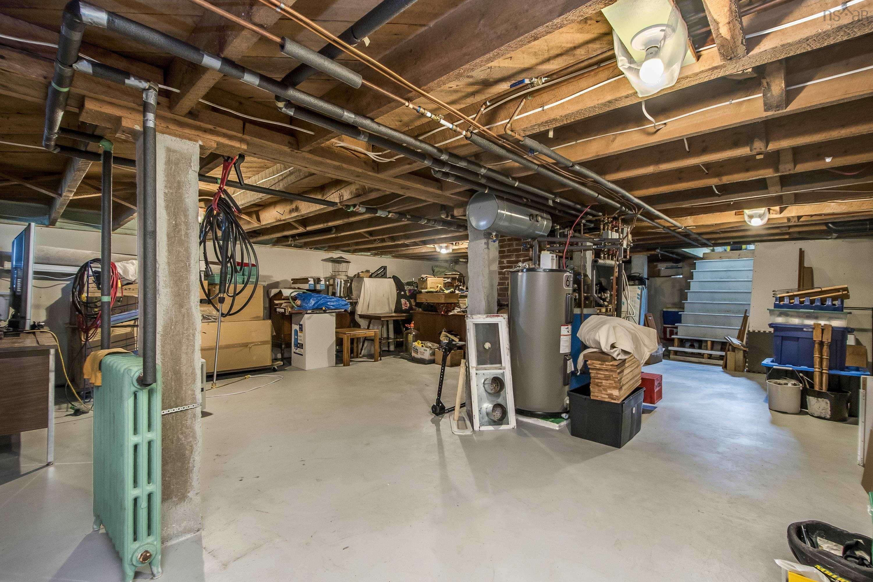 $699,900.00: 1640 Highway 332, First South
