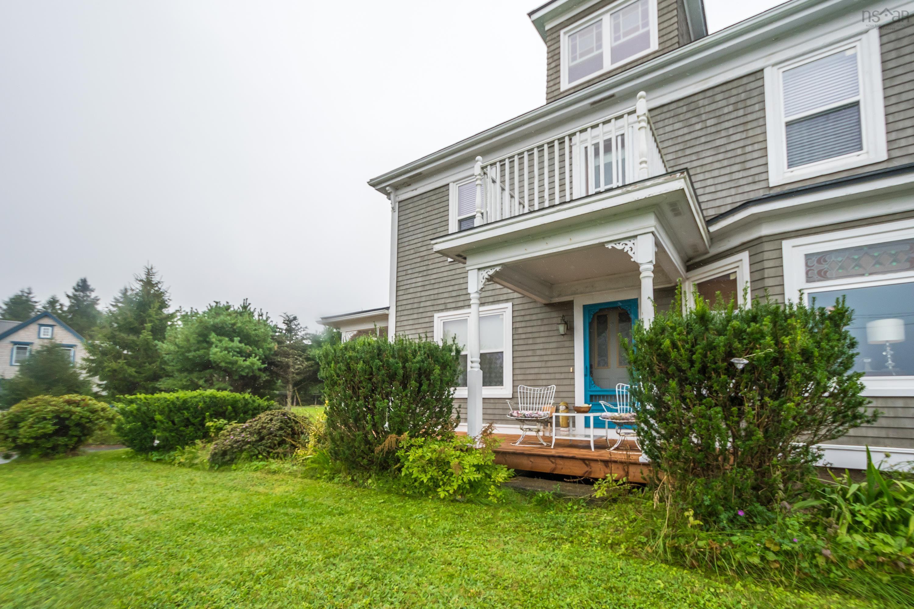 $699,900.00: 1640 Highway 332, First South