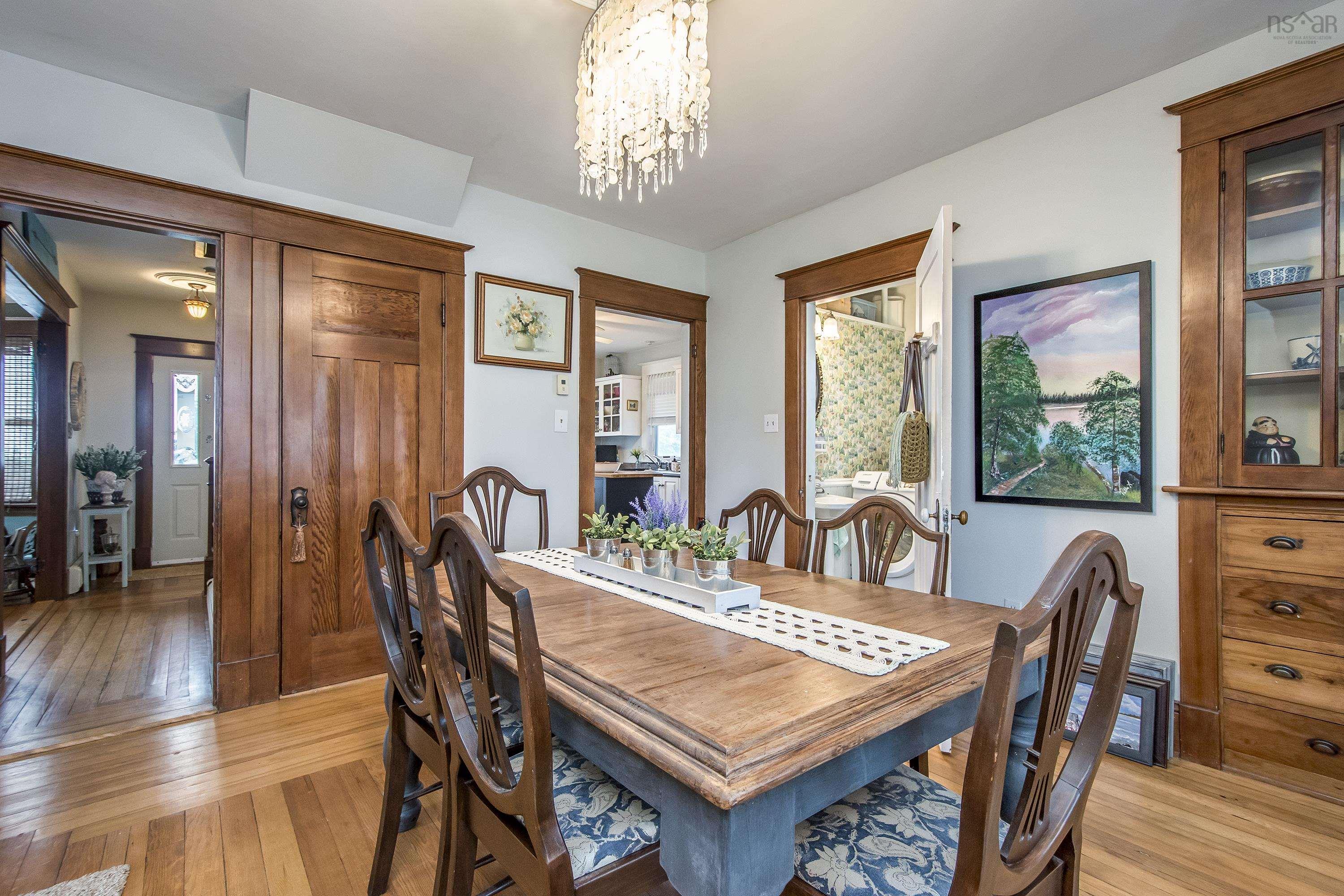 $699,900.00: 1640 Highway 332, First South