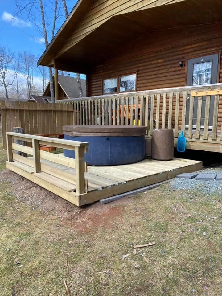 $1,350,000.00: 680 Loch Haven Lane, Old Barns