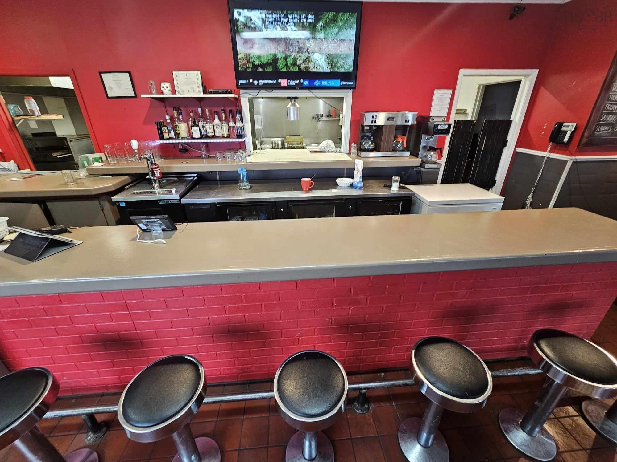 $390,000.00: 6 Sterling Road, Glace Bay