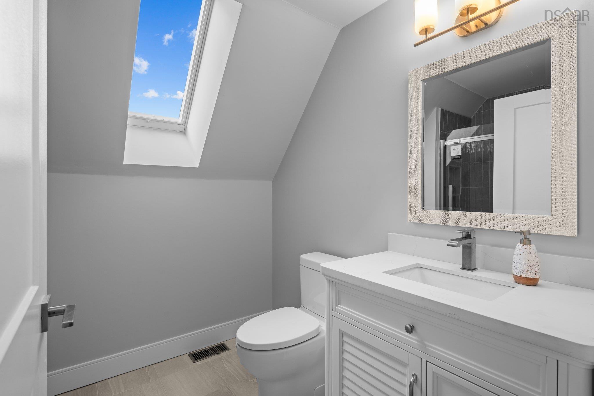 $1,119,000.00: 349 Meek Arm Trail, East Hants