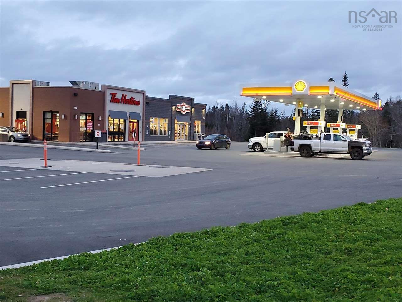 $749,000.00: Westside Inlet Drive, West Petpeswick