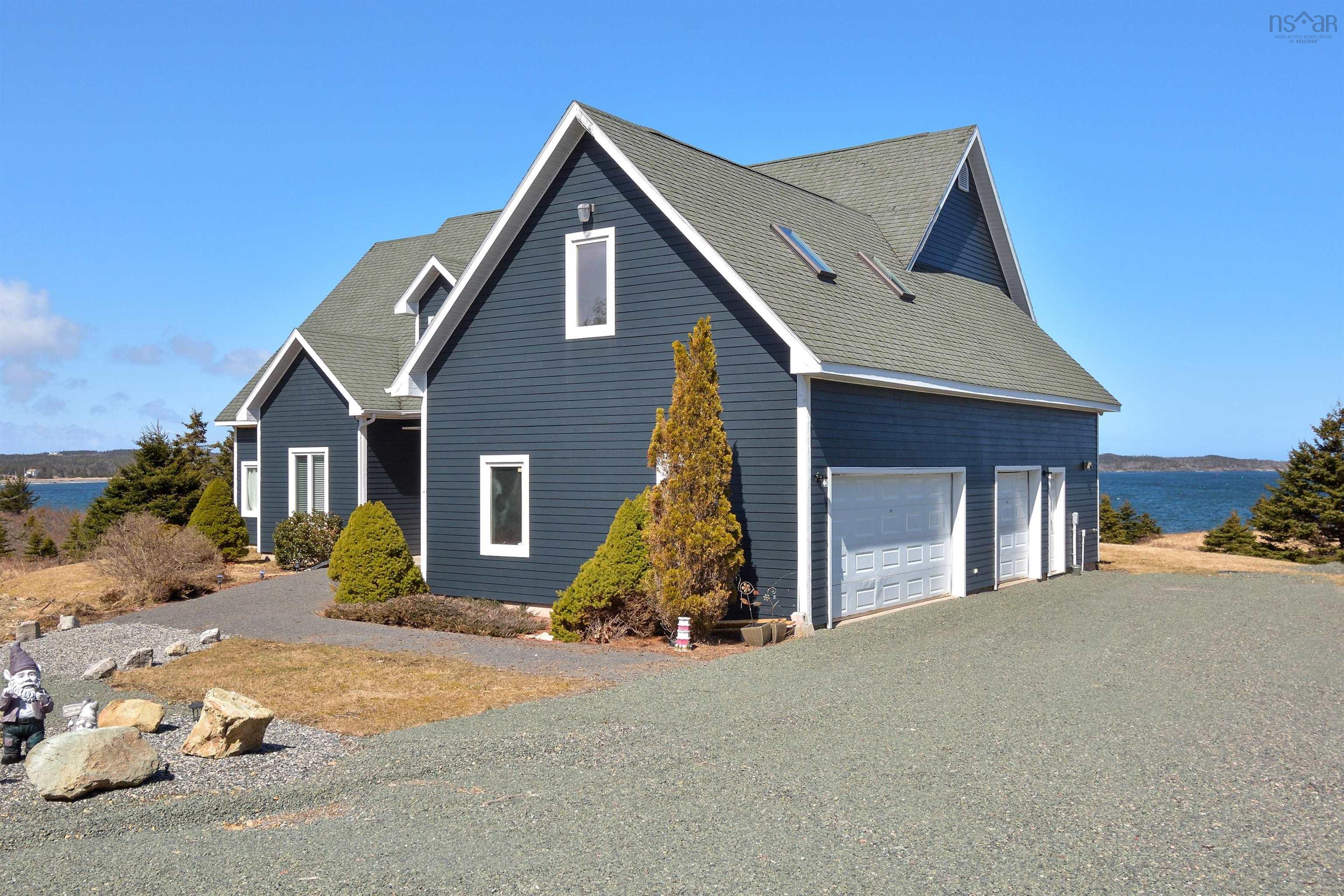 $799,900.00: 2408 Louisbourg Main A Dieu Road, Main-À-Dieu