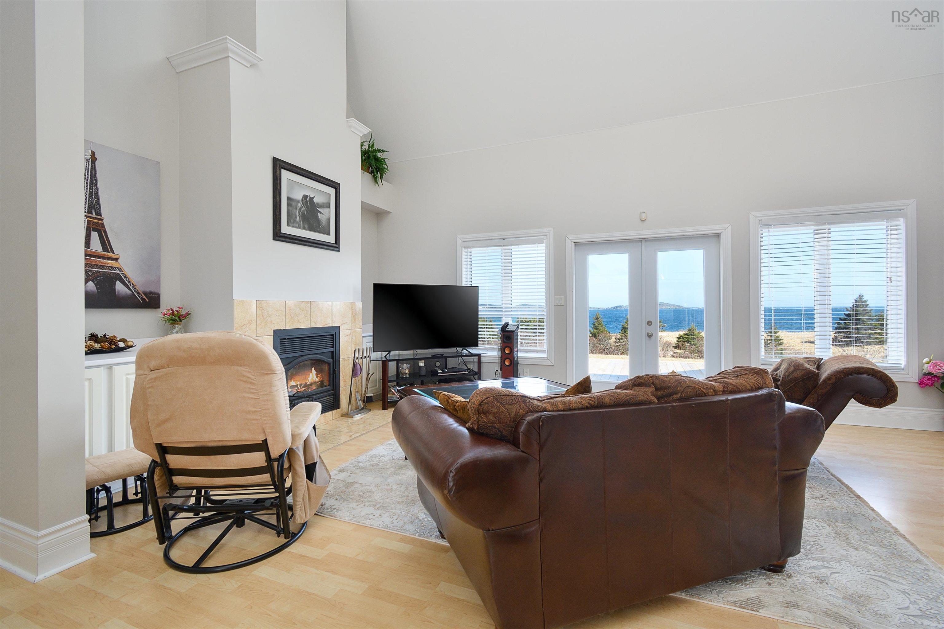 $799,900.00: 2408 Louisbourg Main A Dieu Road, Main-À-Dieu