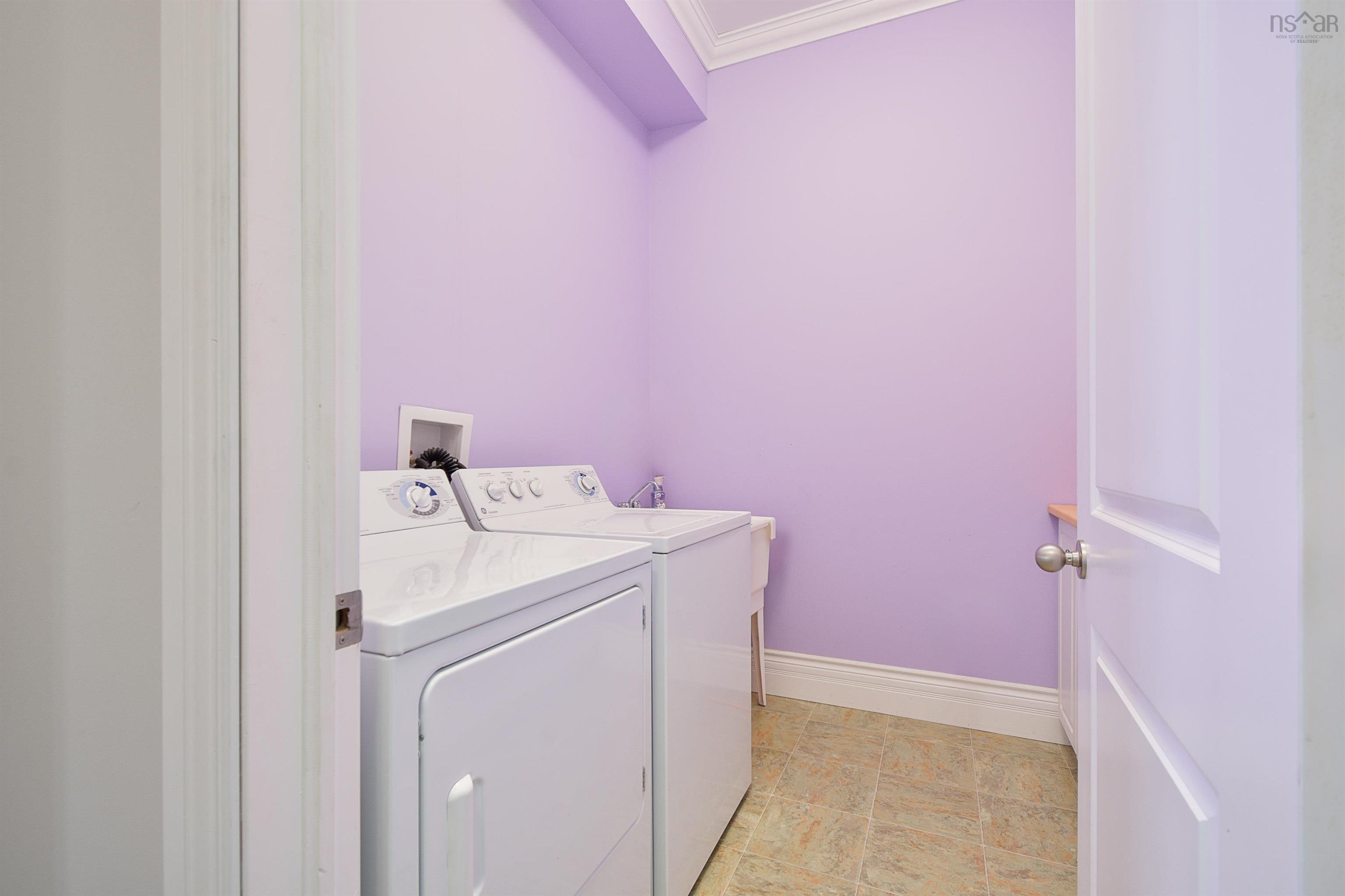 $799,900.00: 2408 Louisbourg Main A Dieu Road, Main-À-Dieu